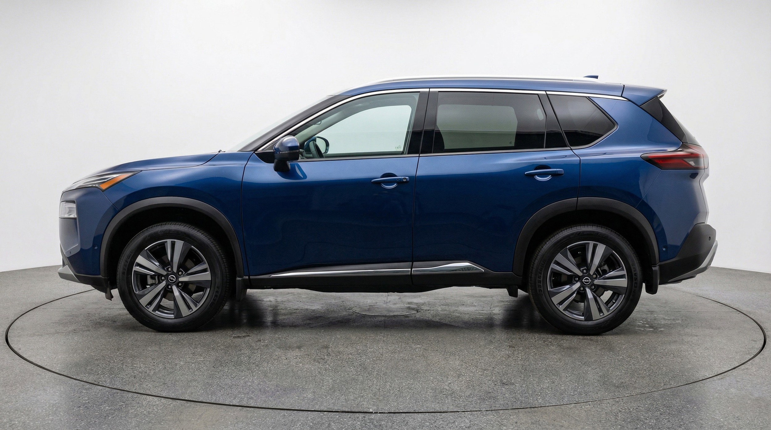 Thumbnail: 2025 Nissan Rogue - 5