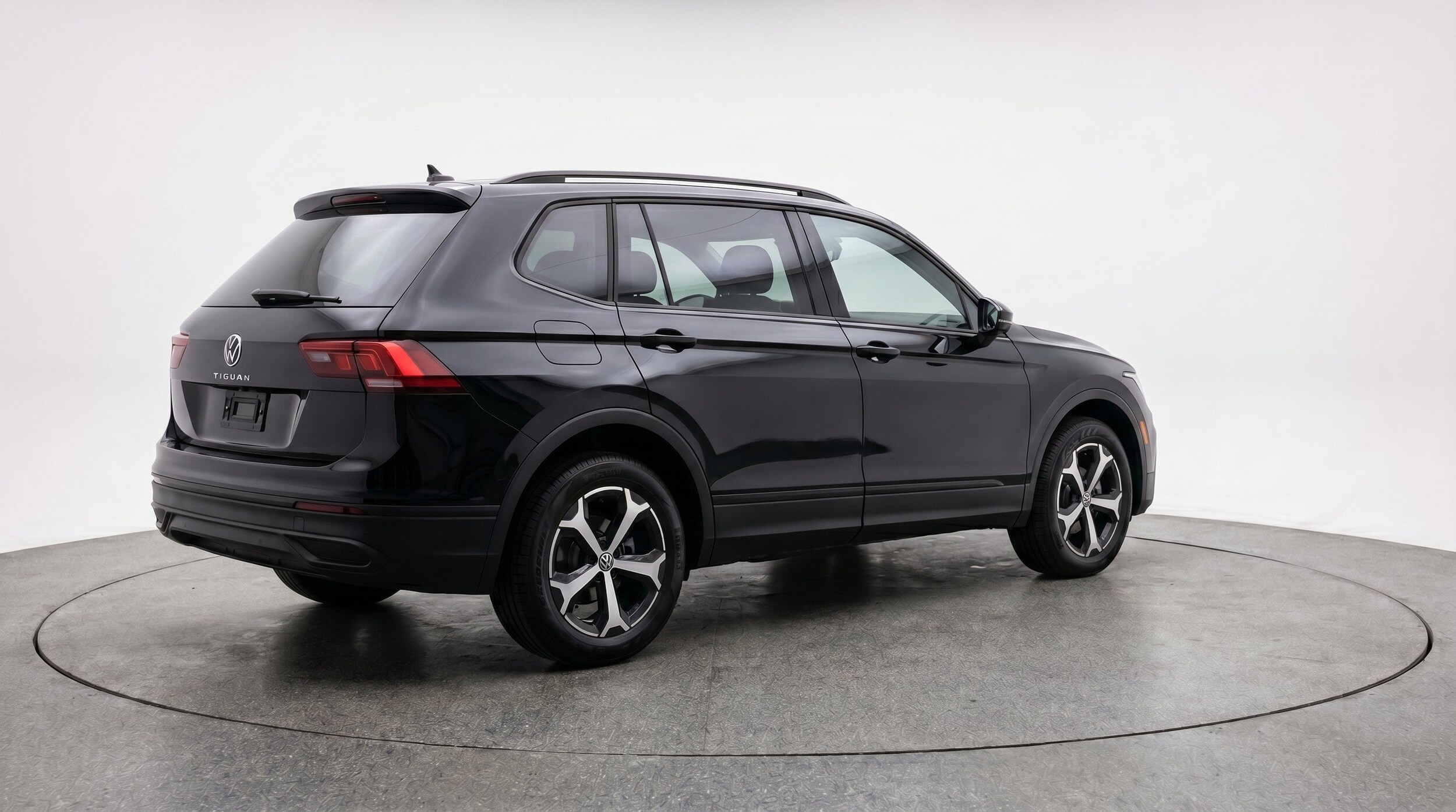Thumbnail: 2026 Volkswagen Tiguan - 9
