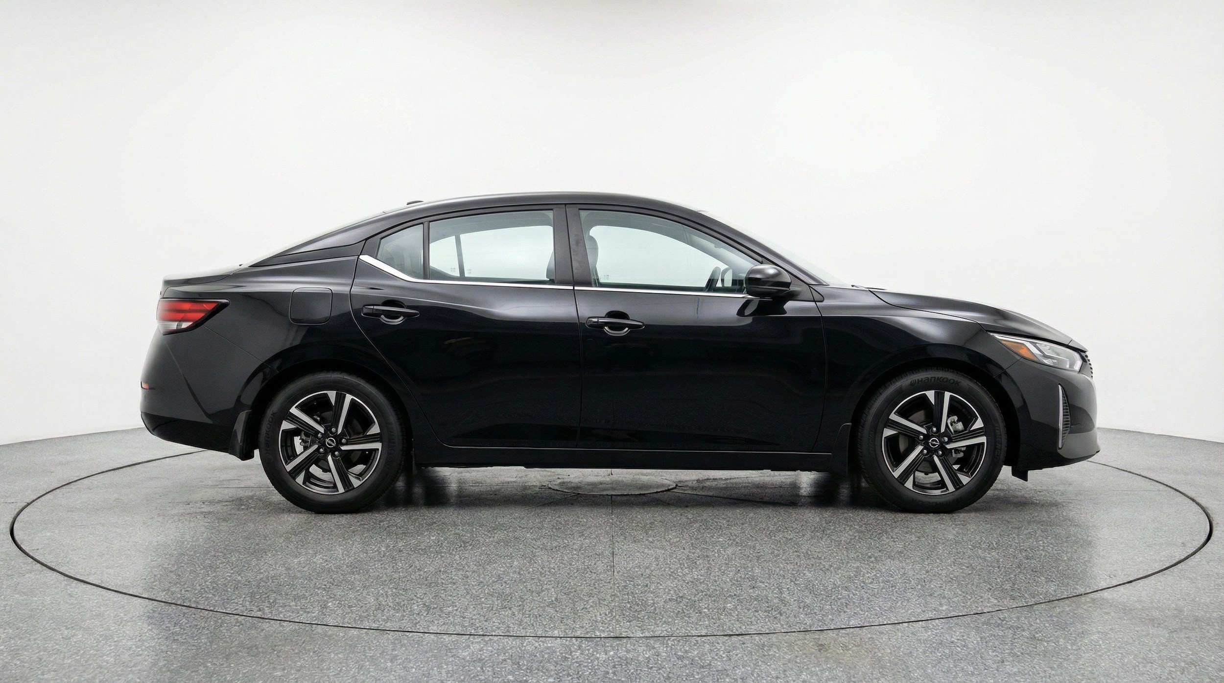 Thumbnail: 2025 Nissan Sentra - 11