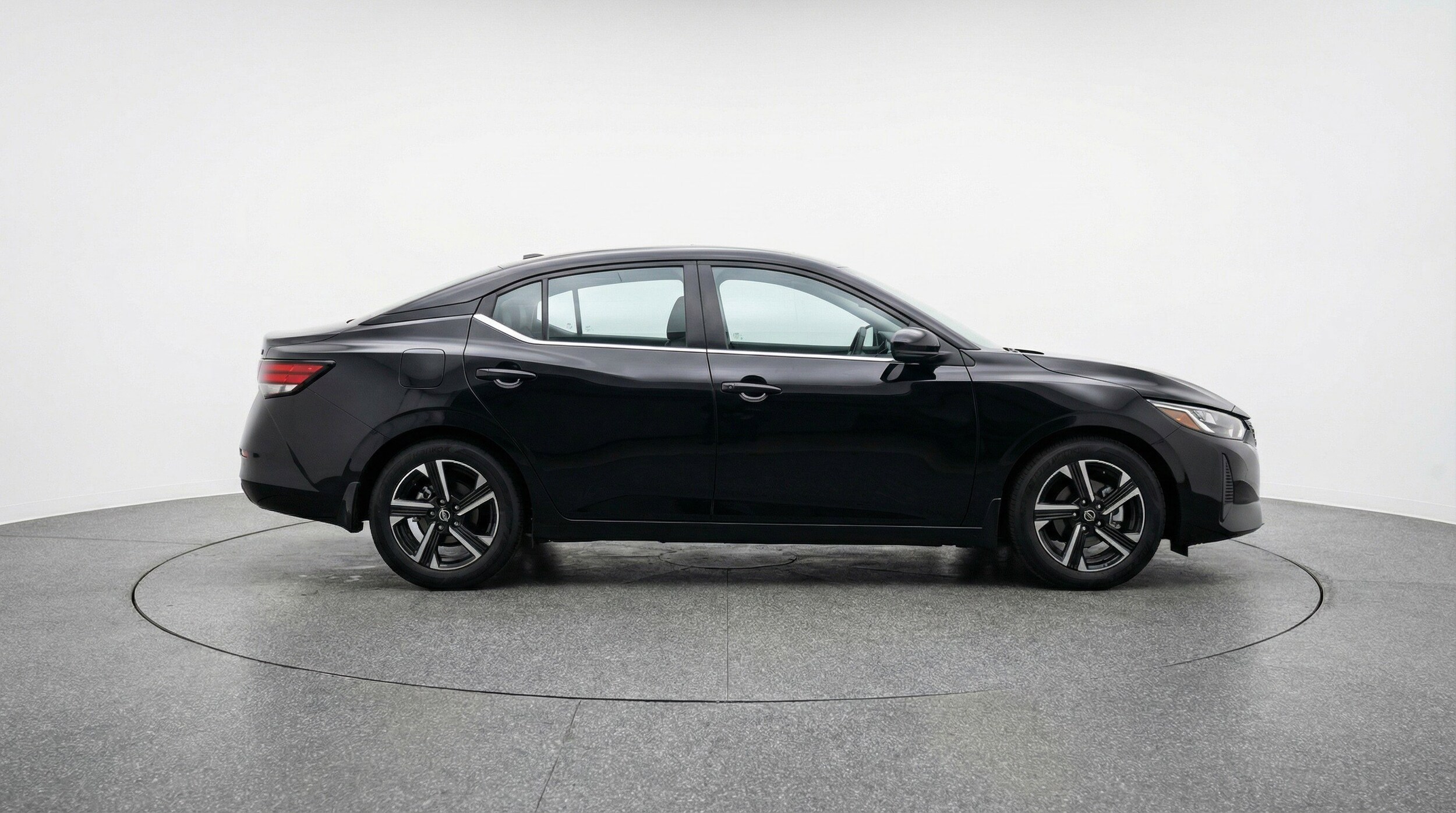 Thumbnail: 2025 Nissan Sentra - 11