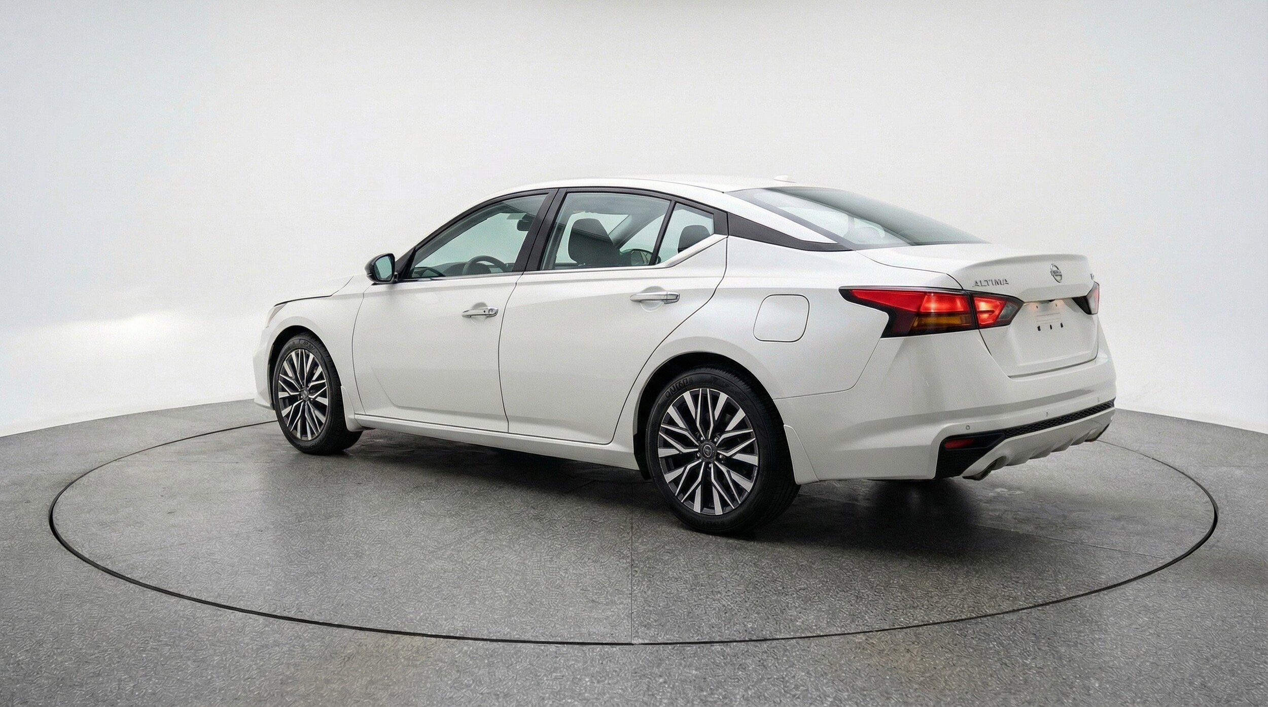 Thumbnail: 2025 Nissan Altima - 6