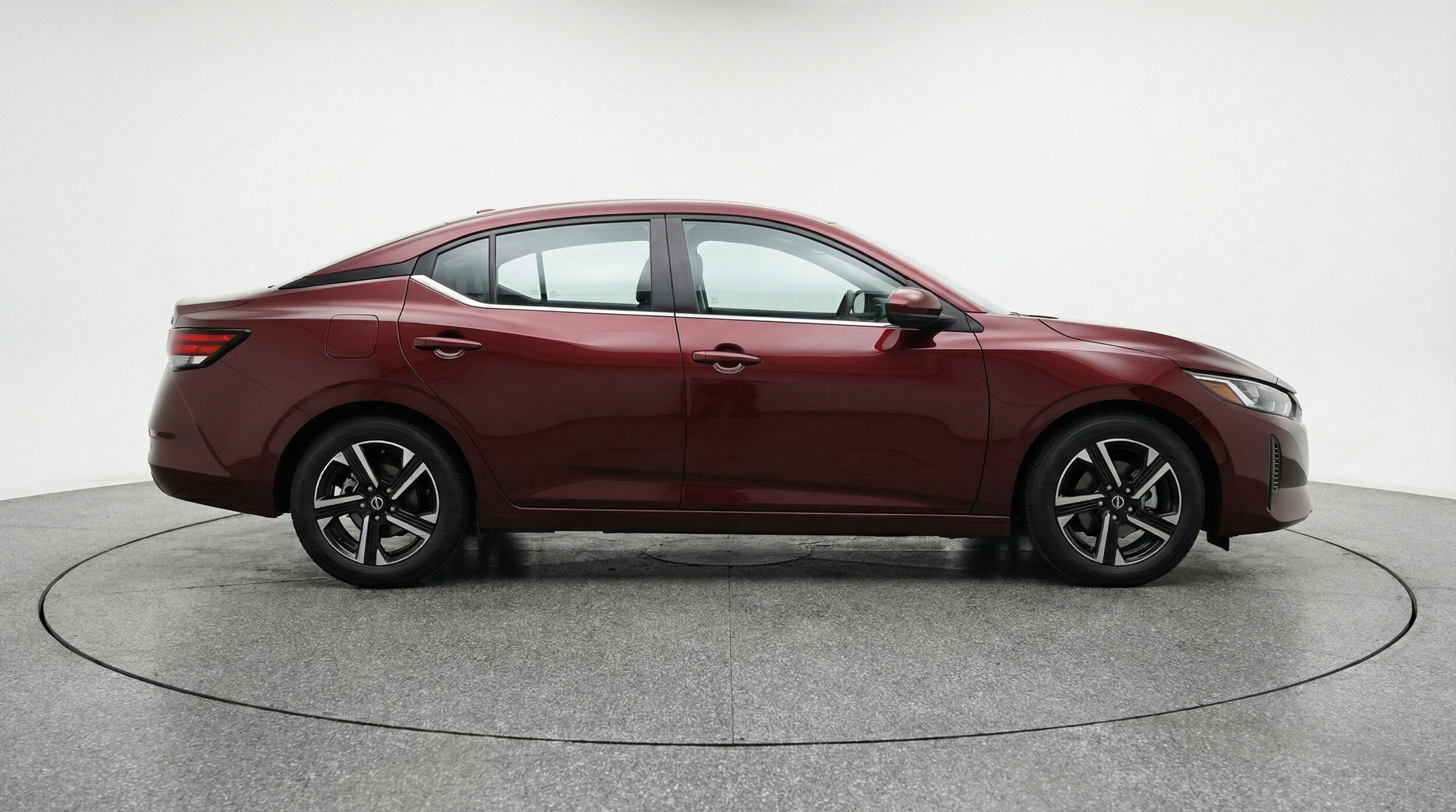 2025 Nissan Sentra SV - Photo 10
