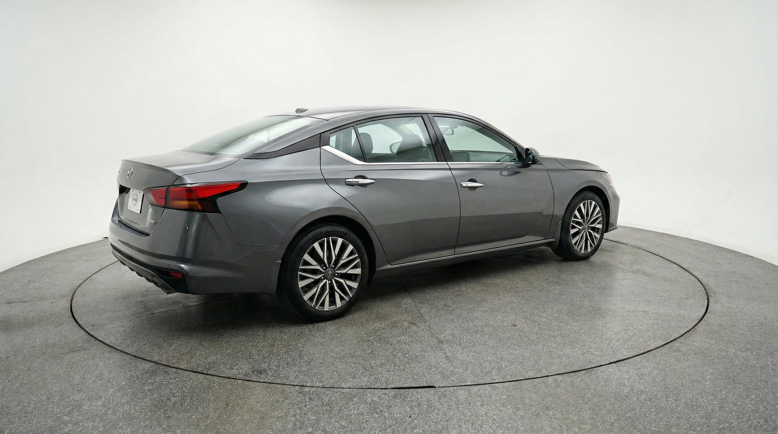 Thumbnail: 2025 Nissan Altima - 9