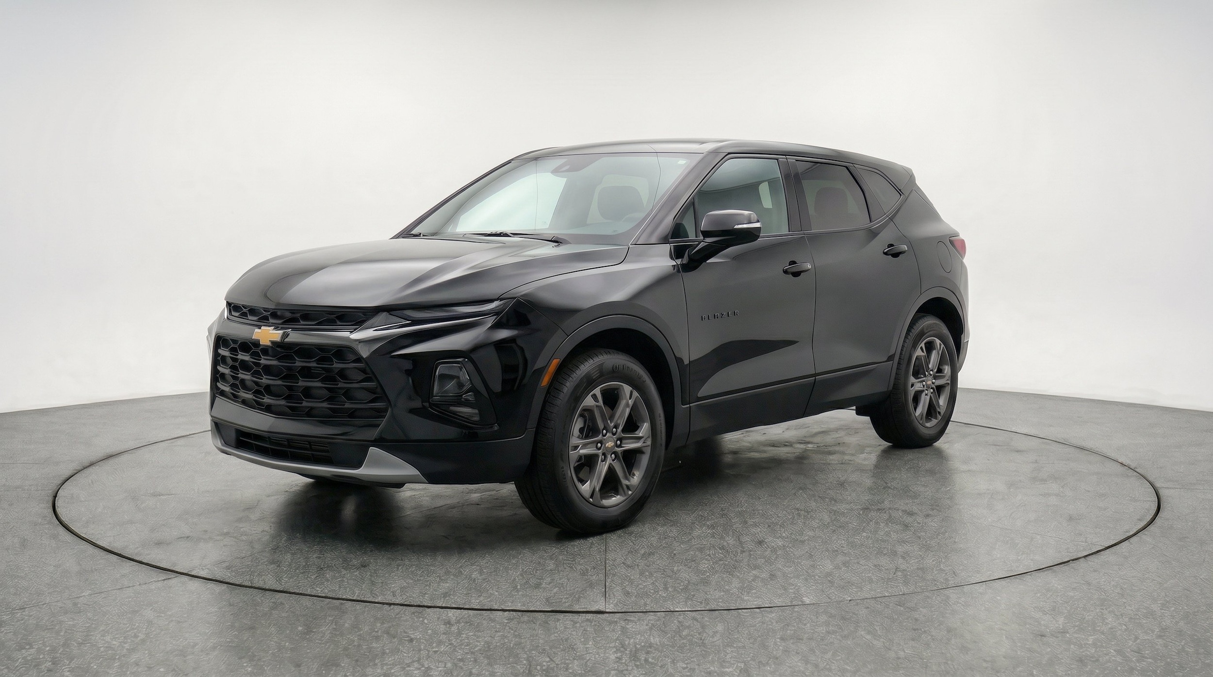 Thumbnail: 2026 Chevrolet Blazer - 3