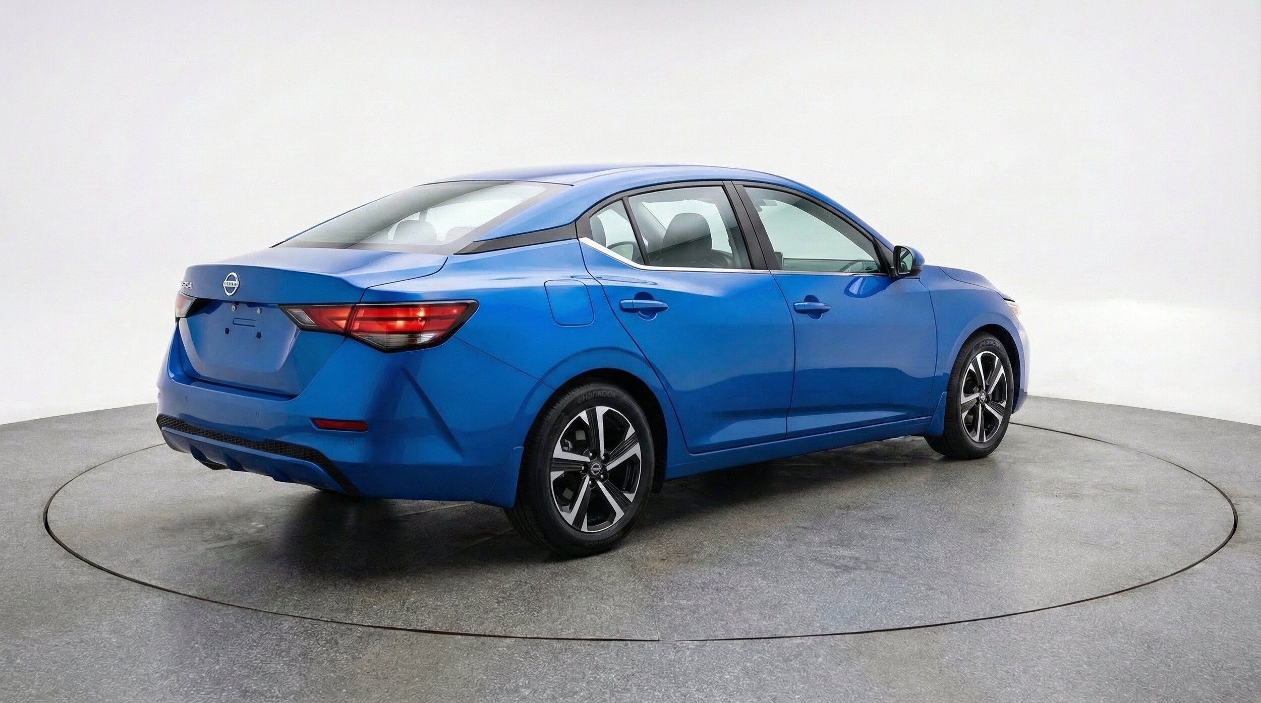 Thumbnail: 2025 Nissan Sentra - 9