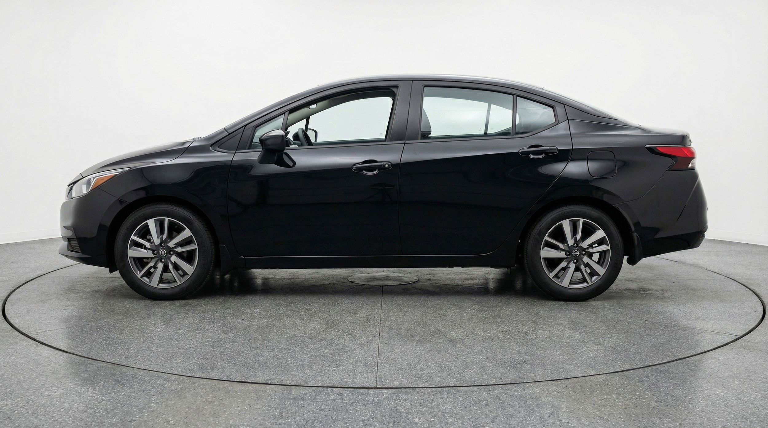 Thumbnail: 2025 Nissan Versa - 5