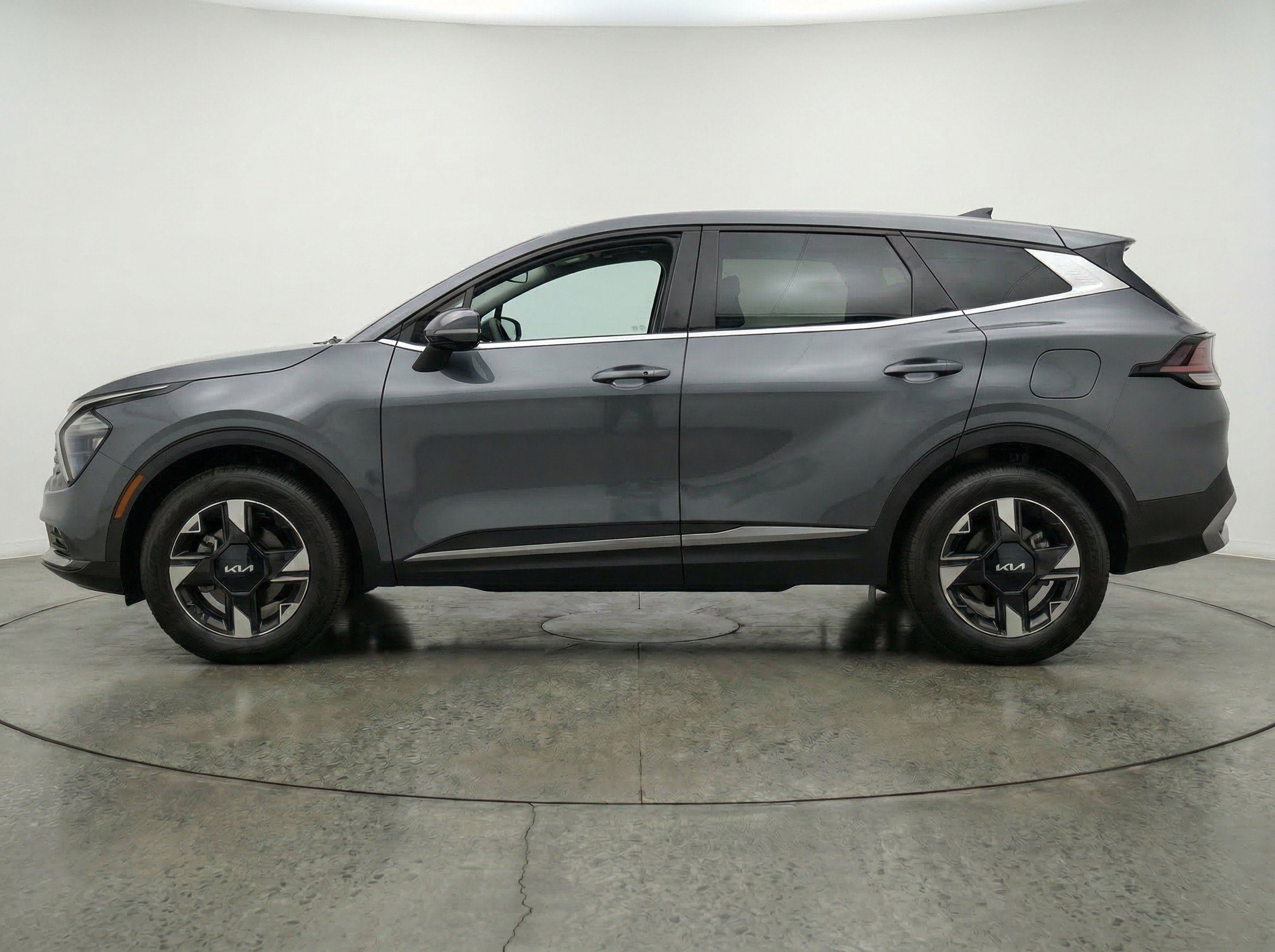 Thumbnail: 2026 Kia Sportage - 5