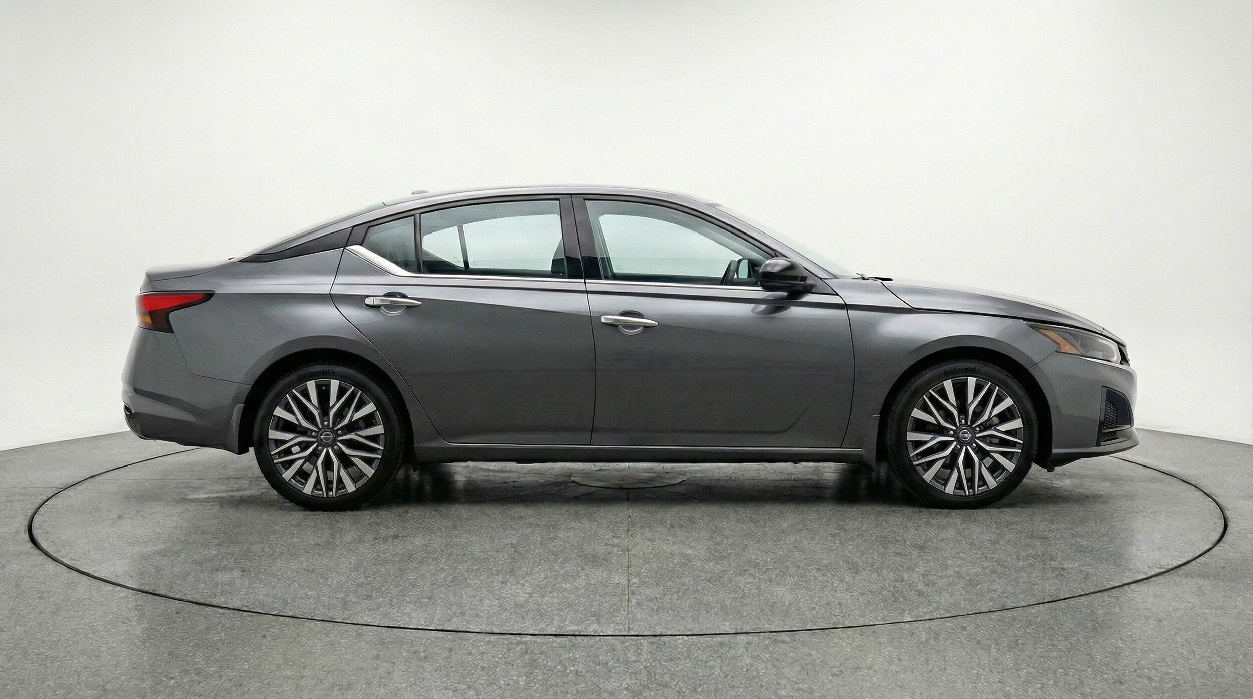 Thumbnail: 2025 Nissan Altima - 11