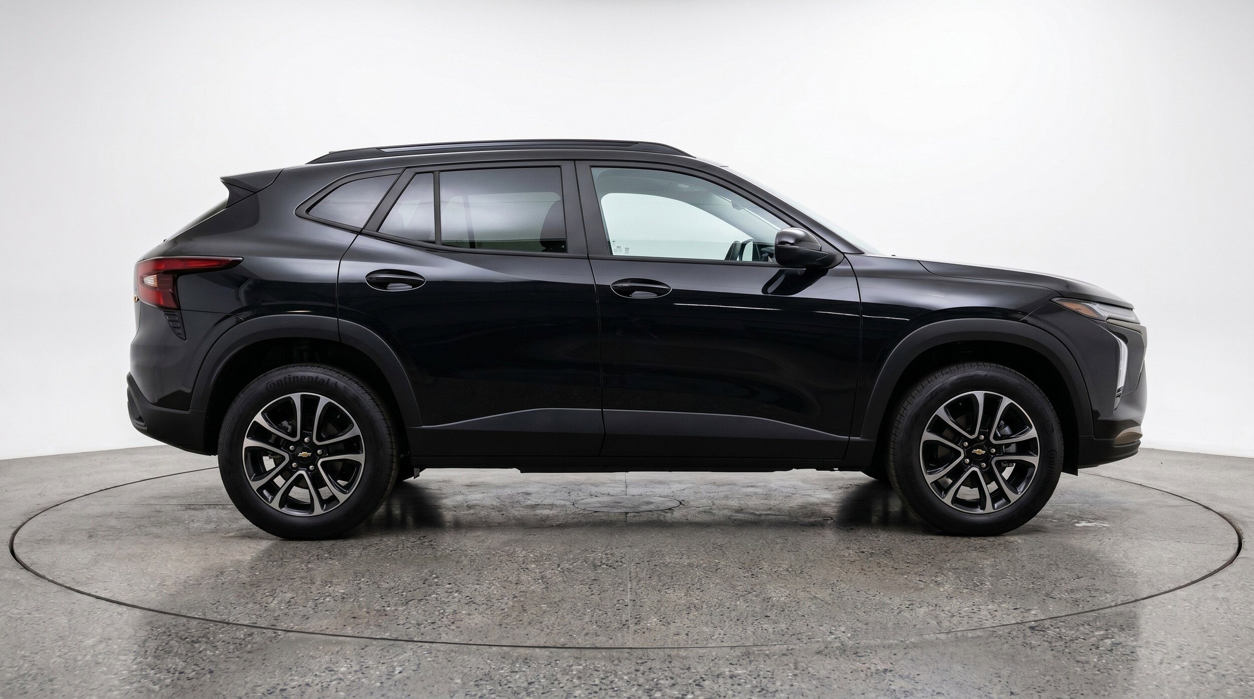 Thumbnail: 2025 Chevrolet TrailBlazer - 11