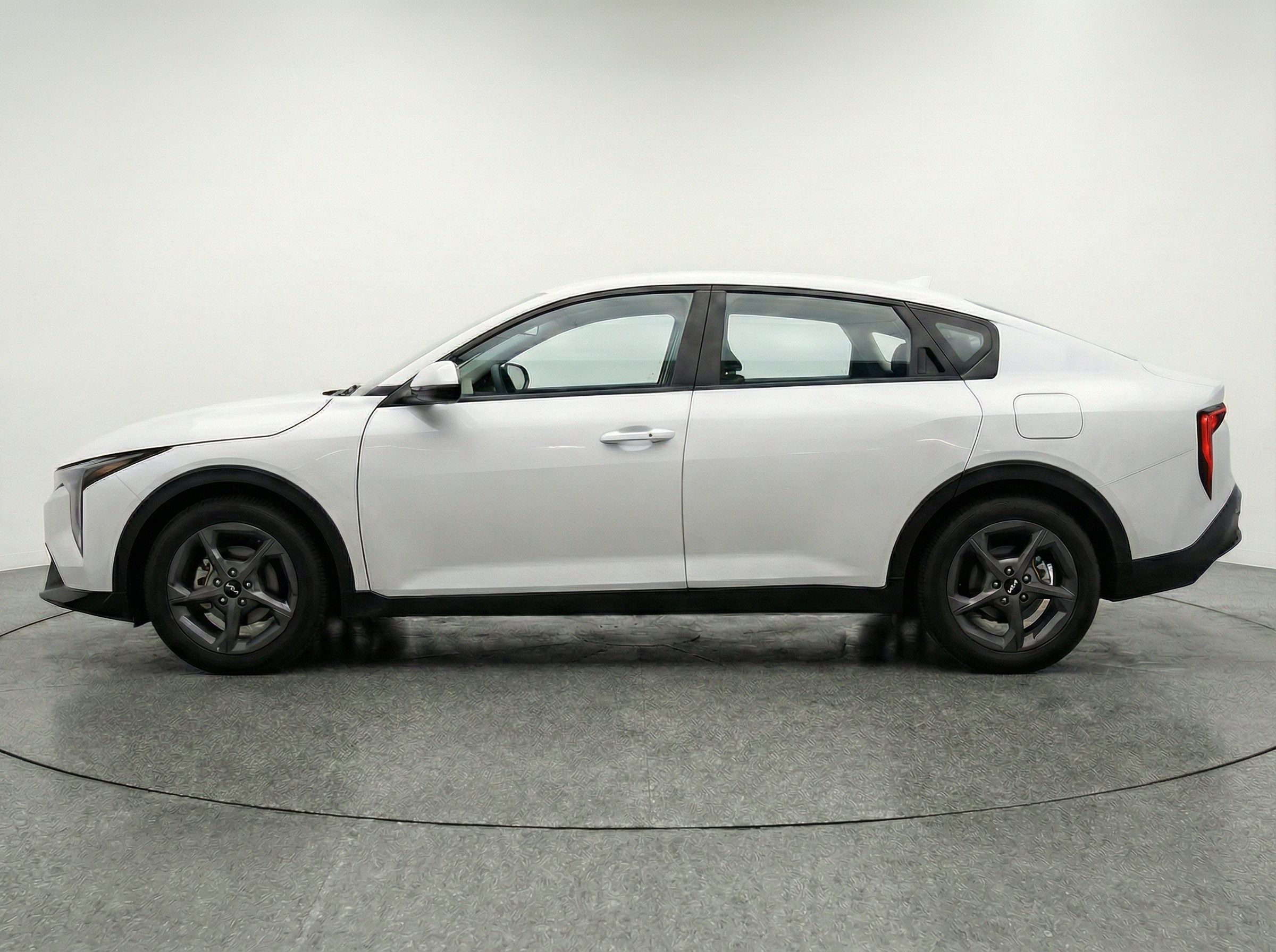 Thumbnail: 2025 Kia K4 - 4