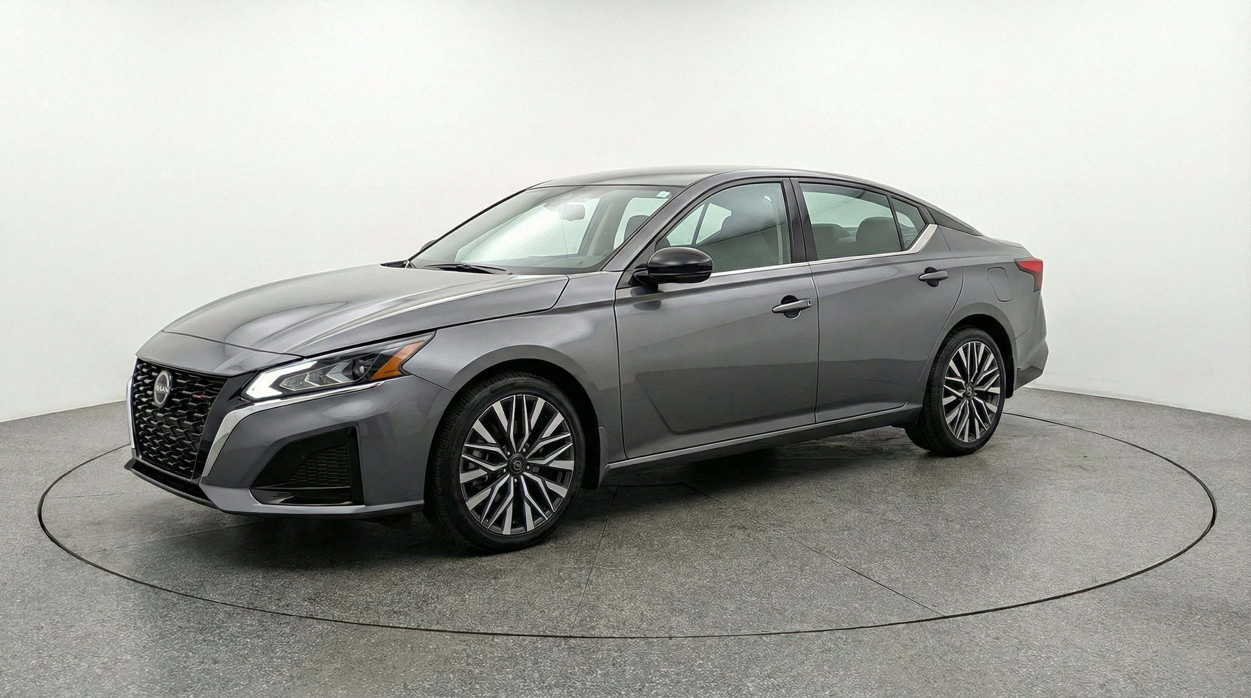 Thumbnail: 2025 Nissan Altima - 3