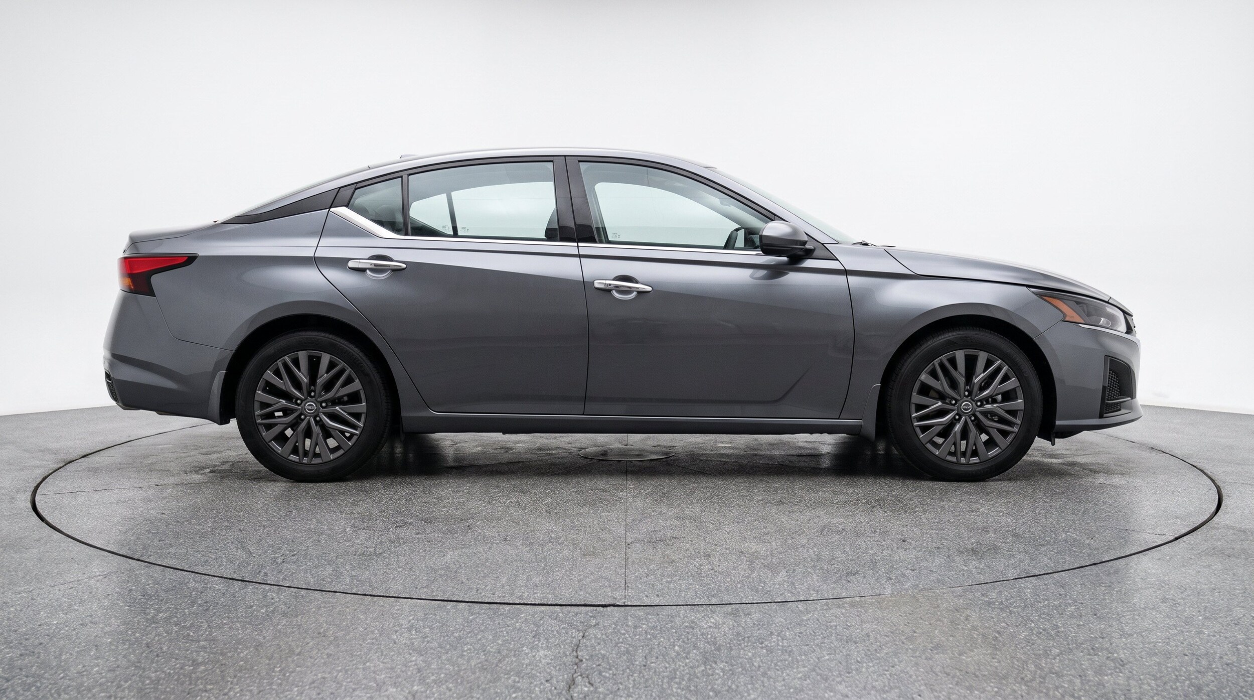 Thumbnail: 2025 Nissan Altima - 10