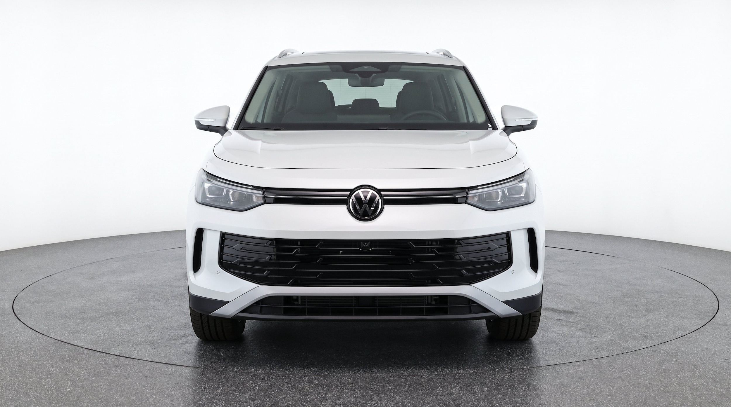 Thumbnail: 2026 Volkswagen Tiguan - 2