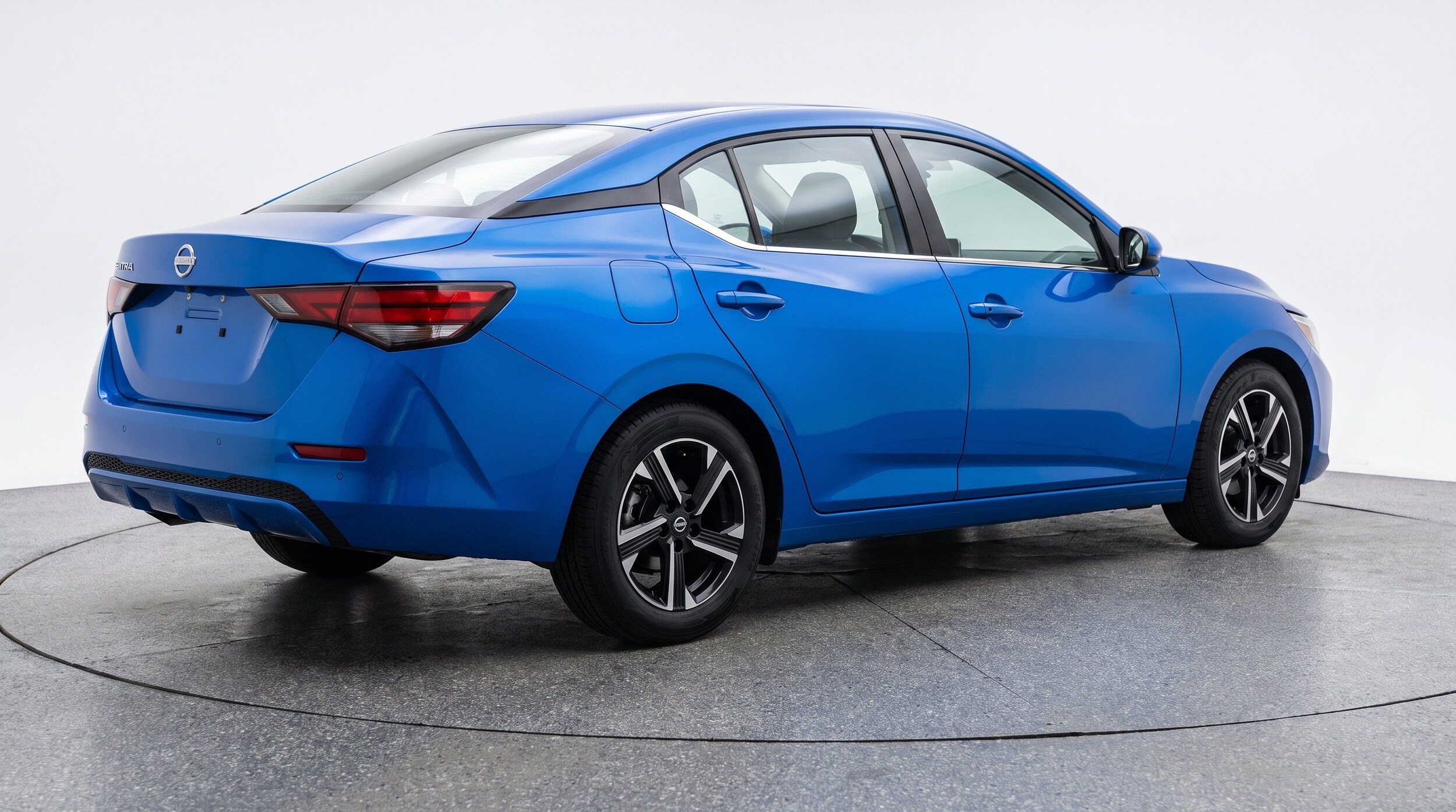 Thumbnail: 2025 Nissan Sentra - 9