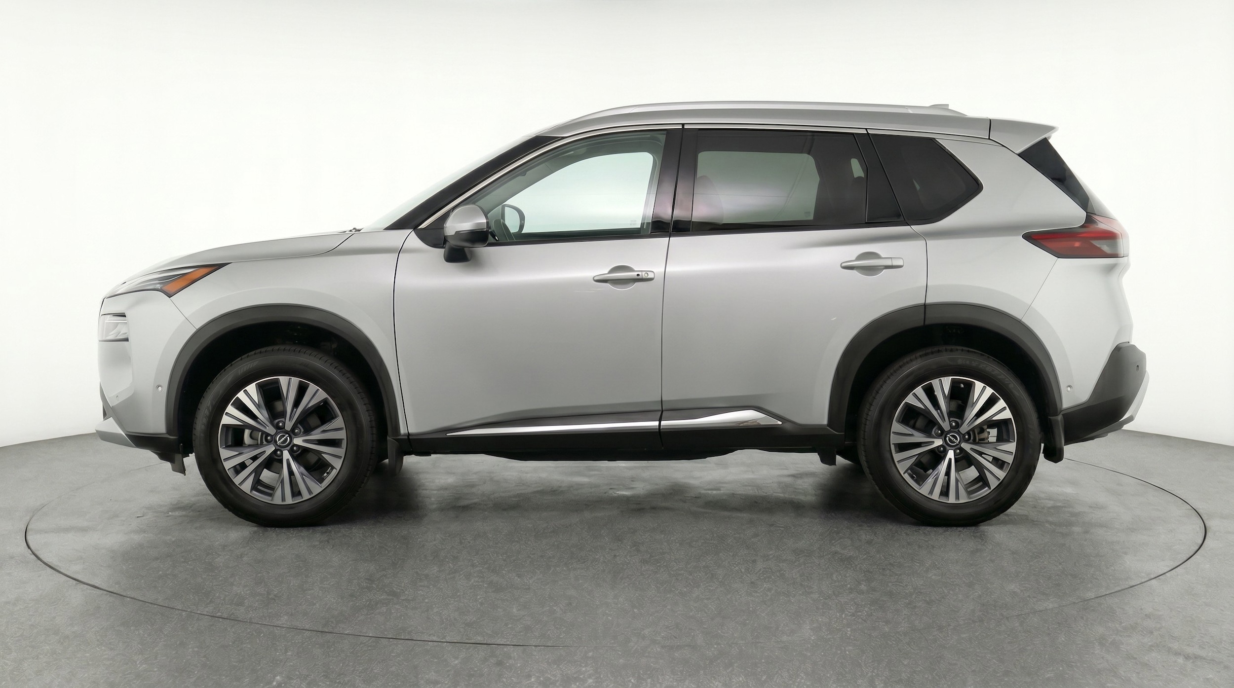 Thumbnail: 2023 Nissan Rogue - 5