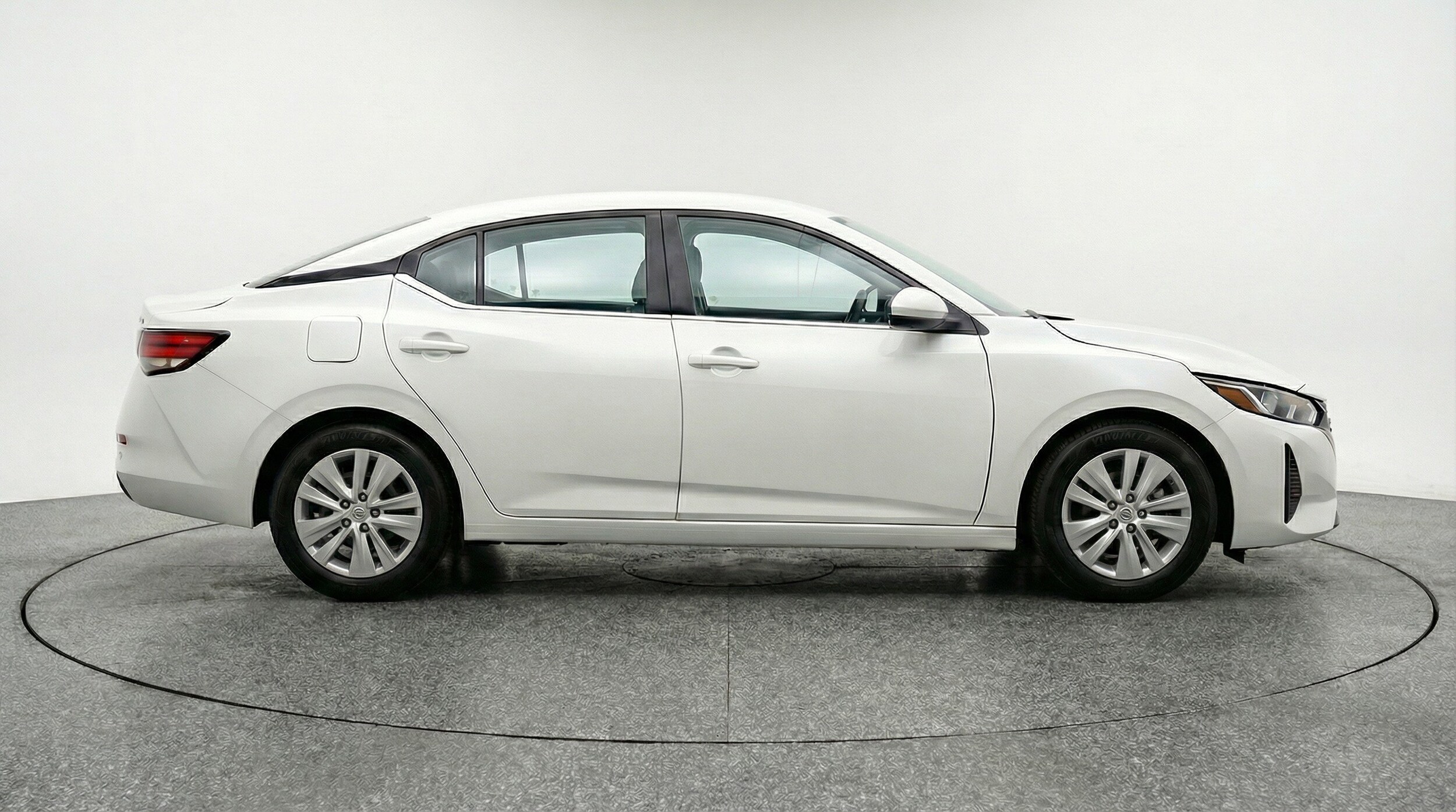 Thumbnail: 2025 Nissan Sentra - 11