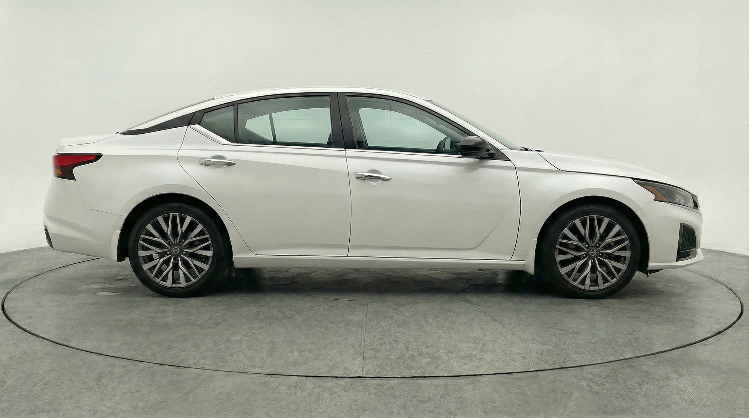 Thumbnail: 2025 Nissan Altima - 11