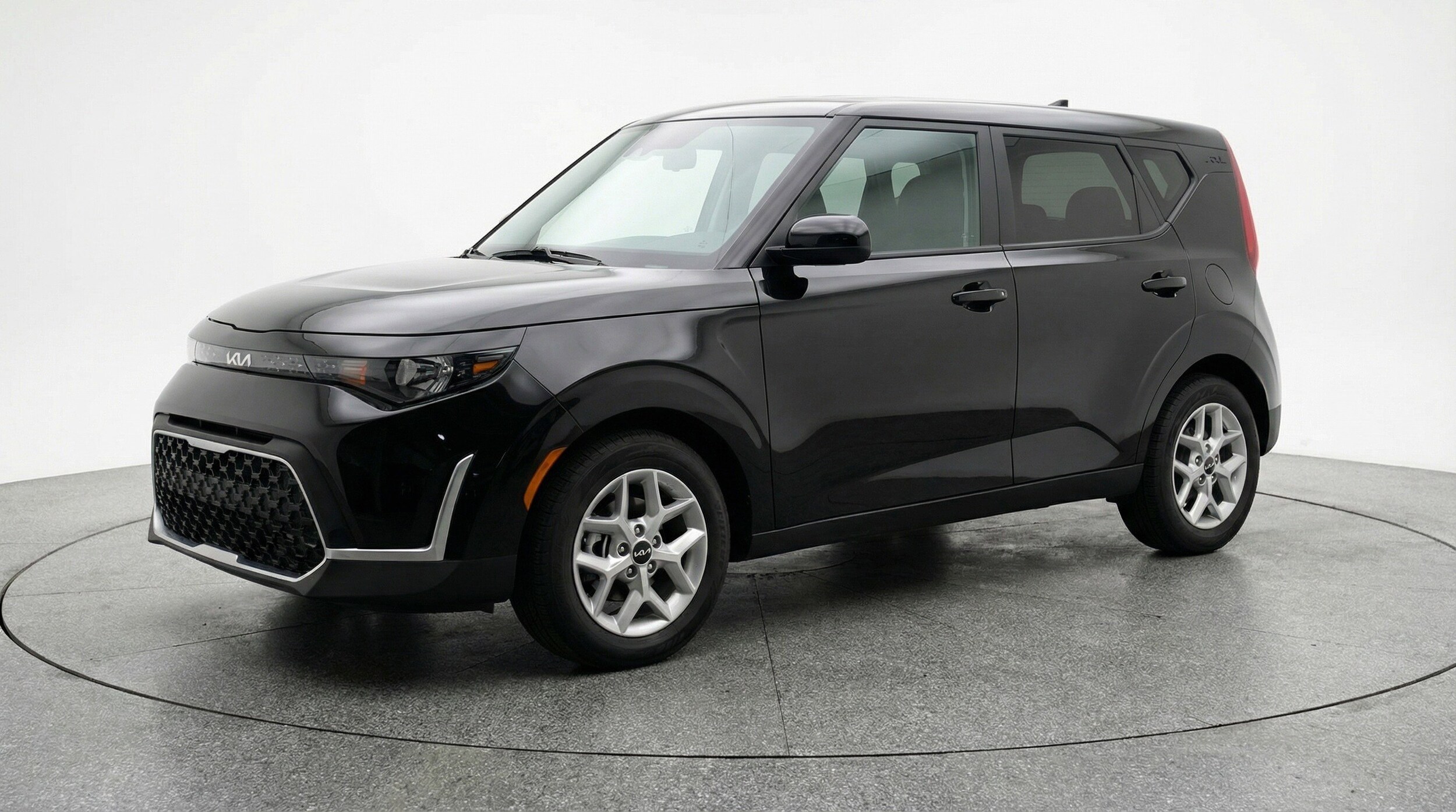 Thumbnail: 2025 Kia Soul - 3