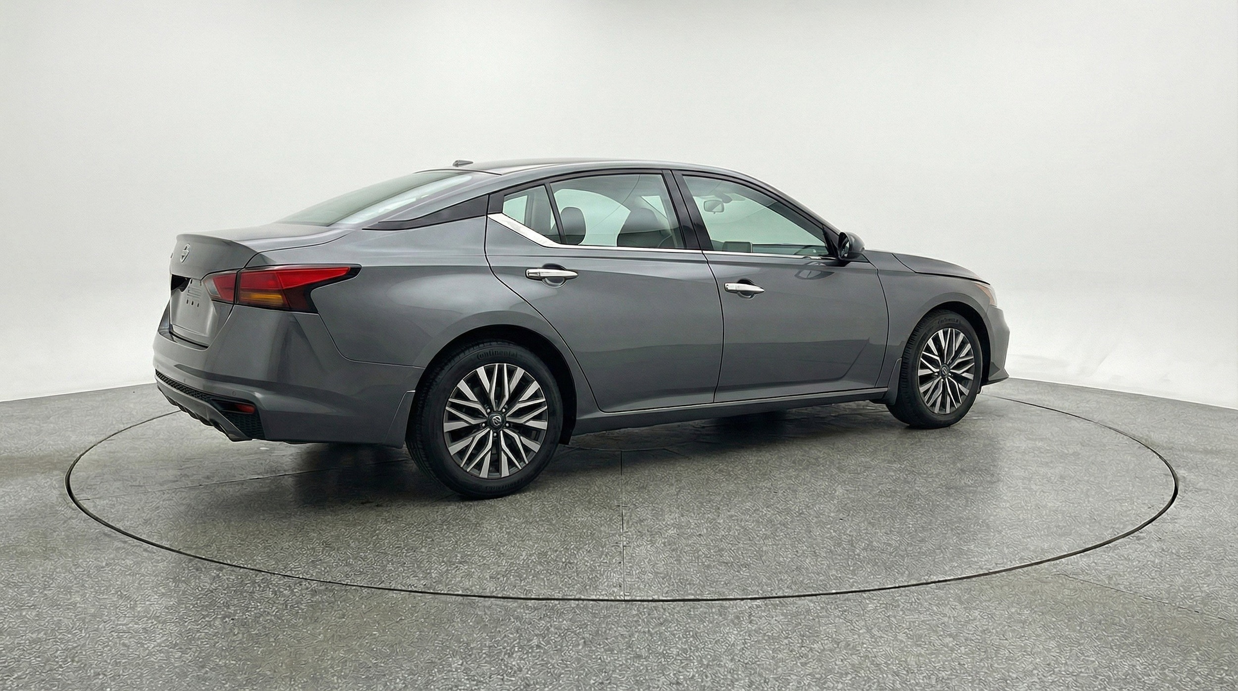 Thumbnail: 2025 Nissan Altima - 9