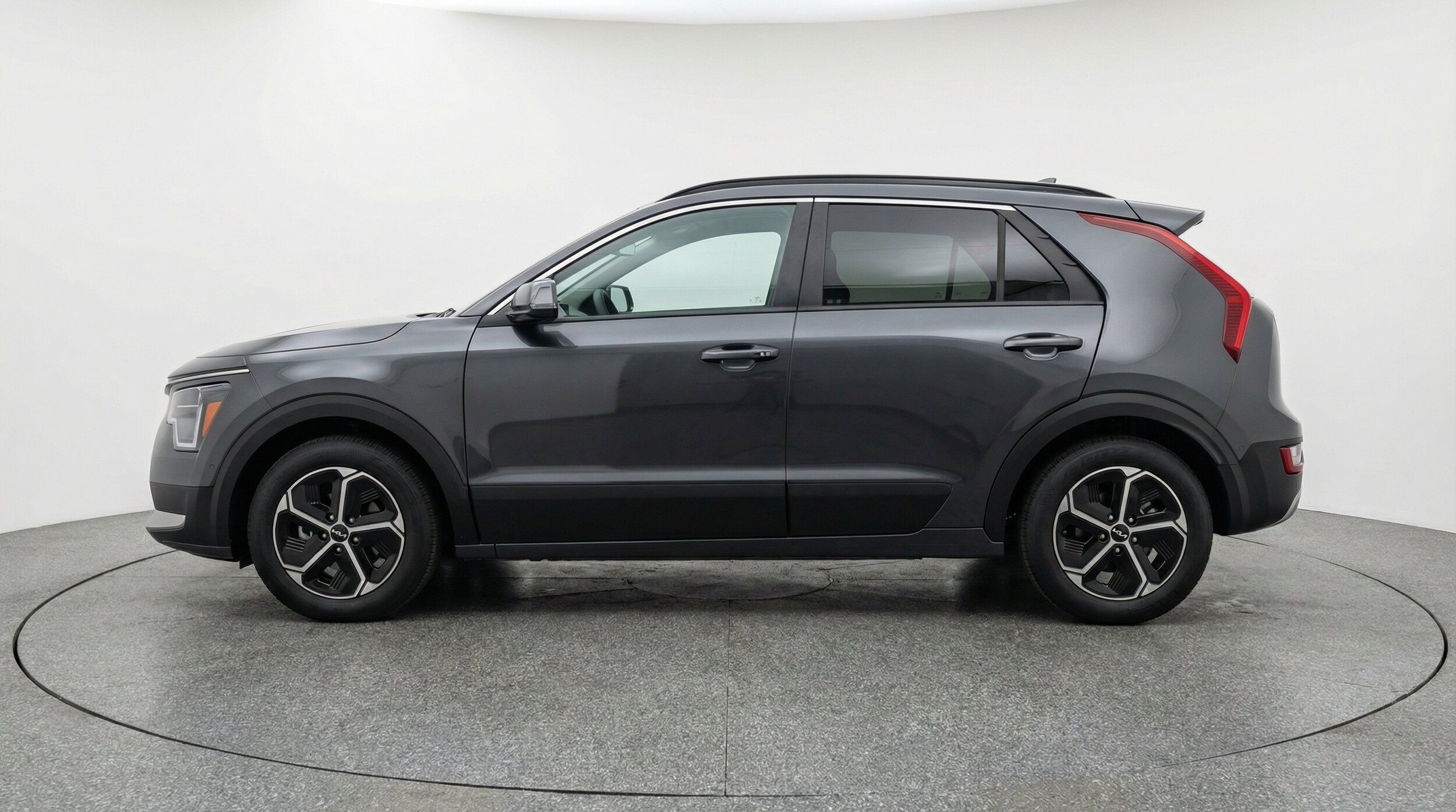 Thumbnail: 2026 Kia Niro - 5