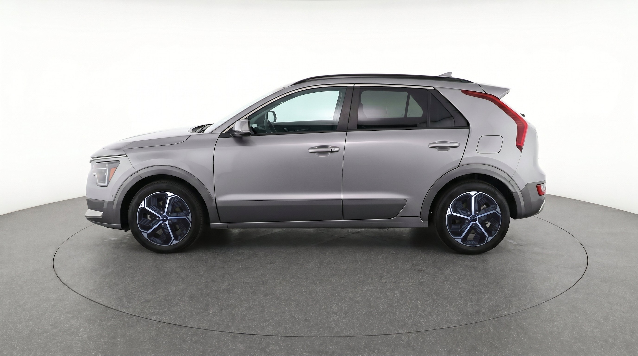 Thumbnail: 2026 Kia Niro - 5
