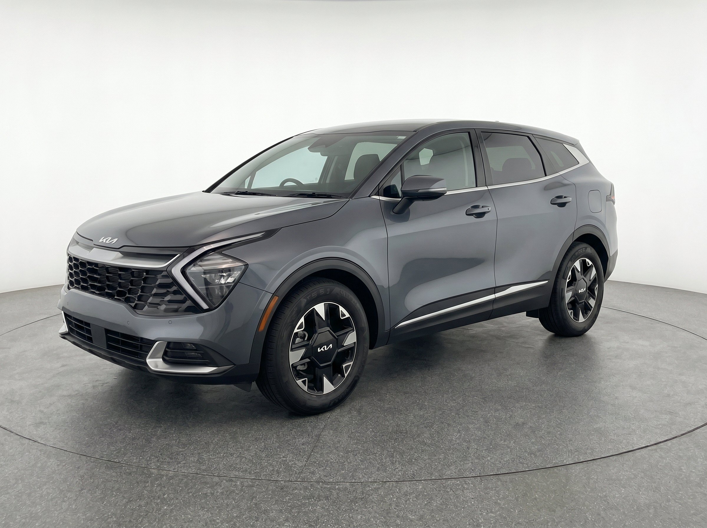 Thumbnail: 2026 Kia Sportage - 3