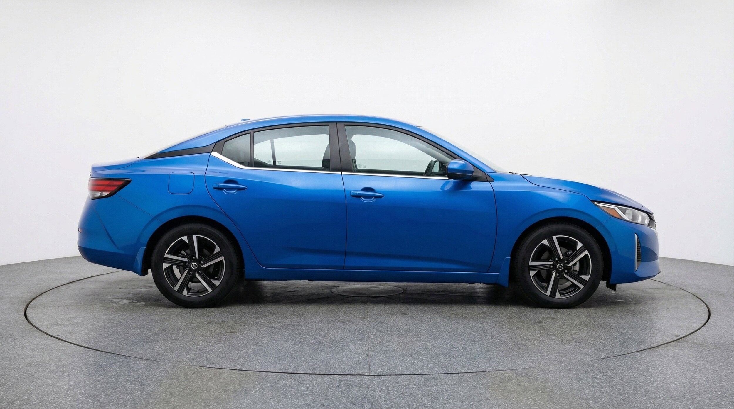 Thumbnail: 2025 Nissan Sentra - 11