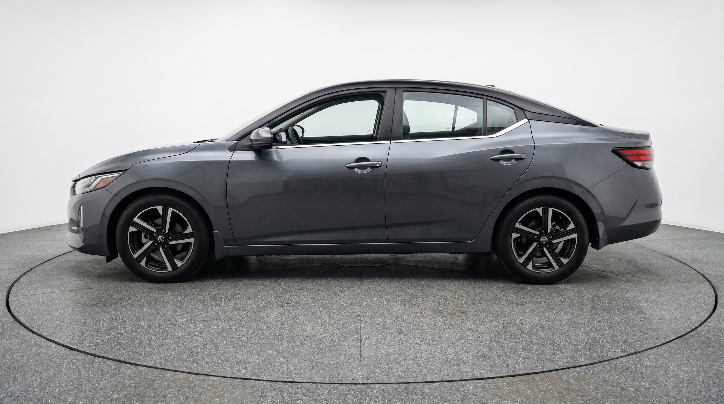 Thumbnail: 2025 Nissan Sentra - 5