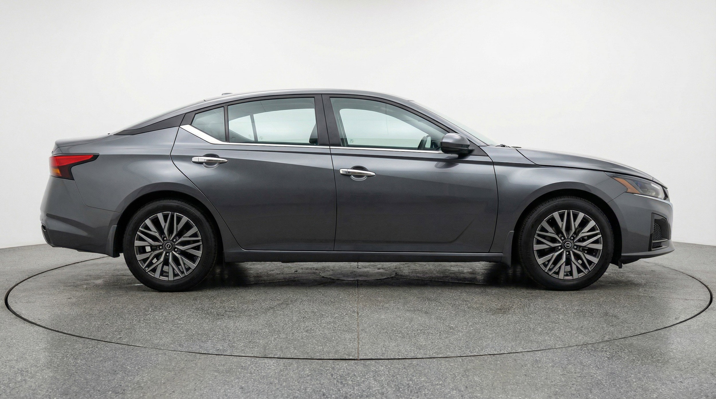 Thumbnail: 2025 Nissan Altima - 11