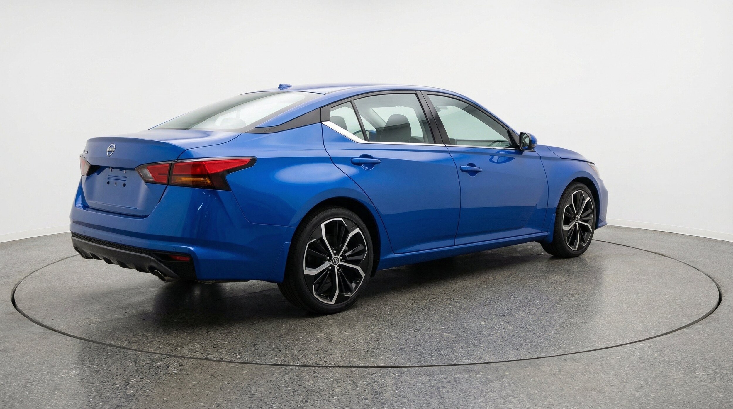 Thumbnail: 2025 Nissan Altima - 9