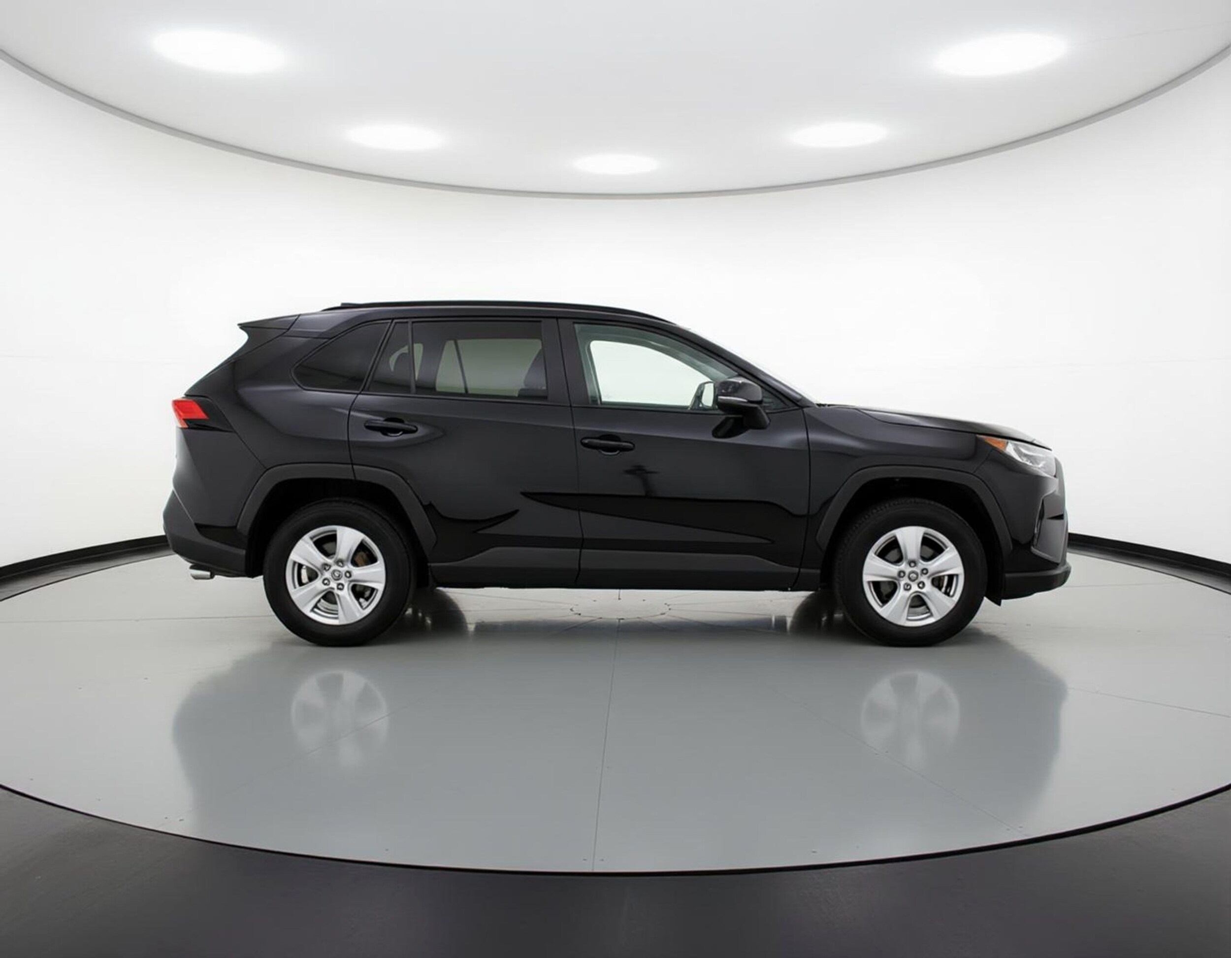 Thumbnail: 2025 Toyota RAV4 - 8