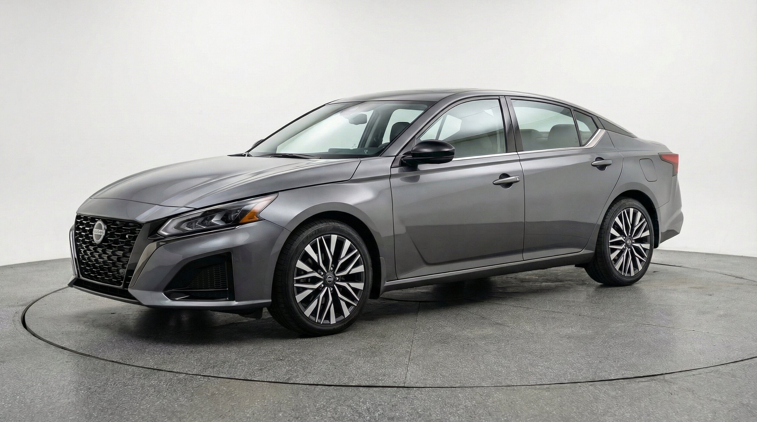 Thumbnail: 2025 Nissan Altima - 3