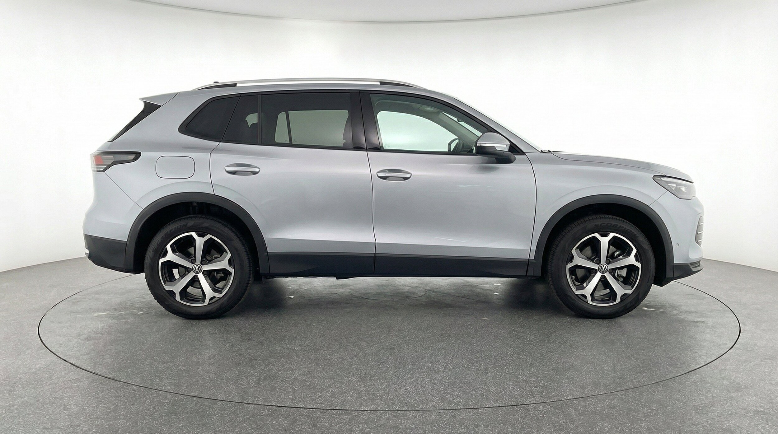 Thumbnail: 2026 Volkswagen Tiguan - 11