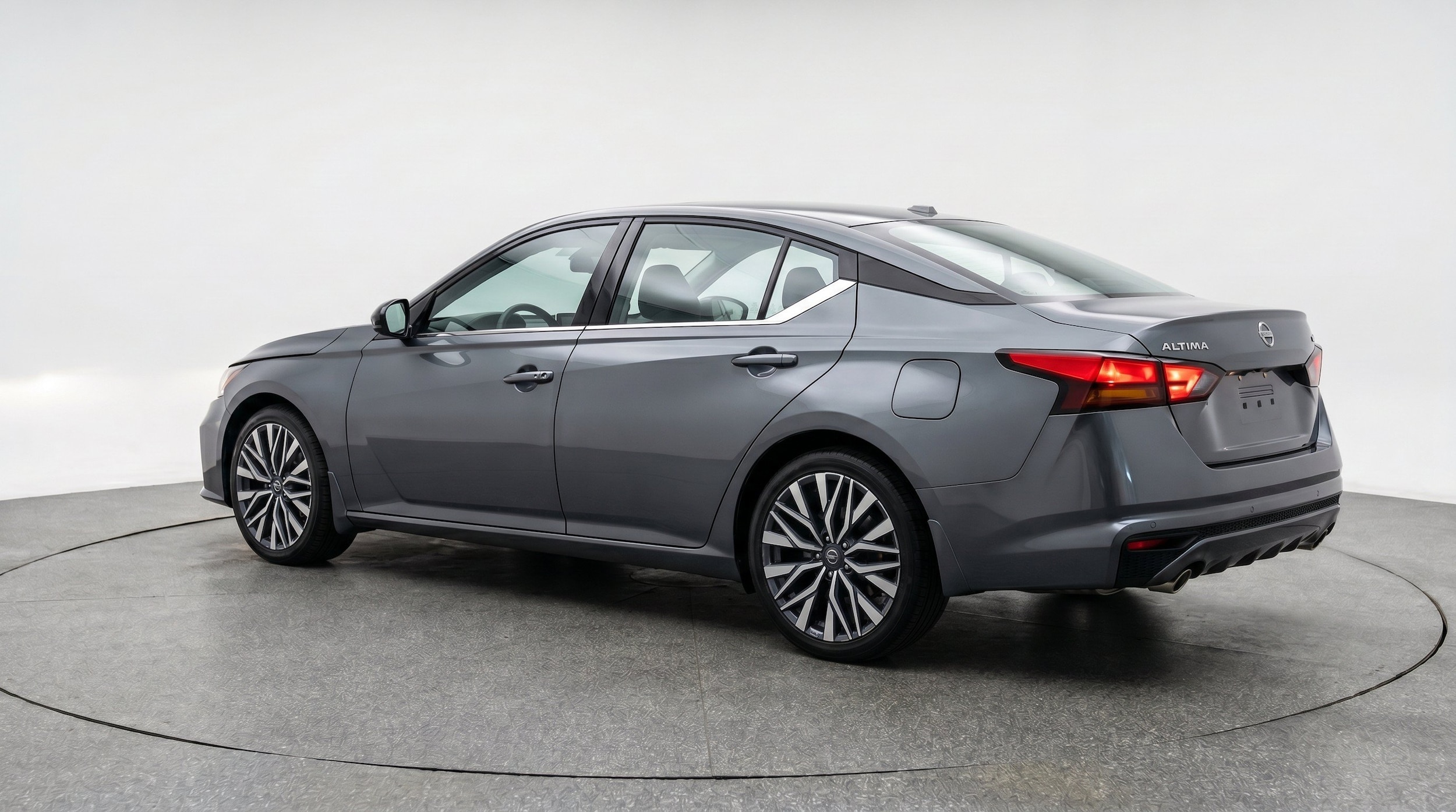 Thumbnail: 2025 Nissan Altima - 6