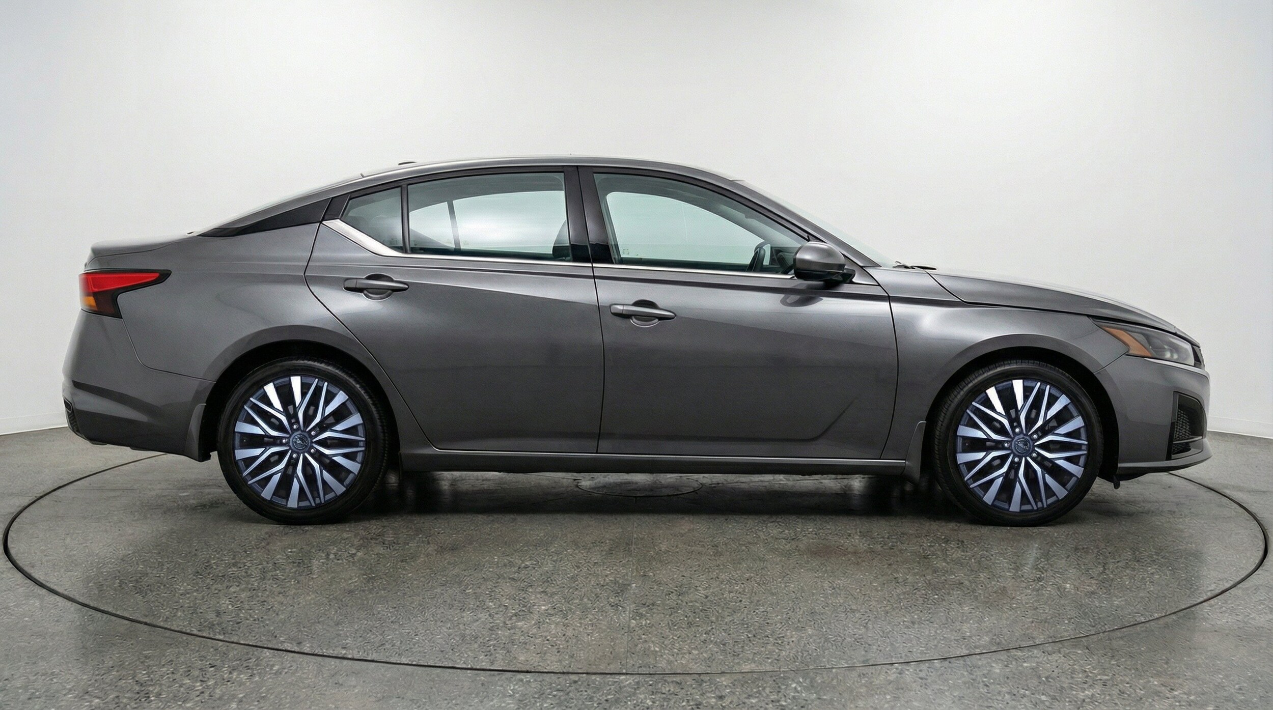 Thumbnail: 2025 Nissan Altima - 11