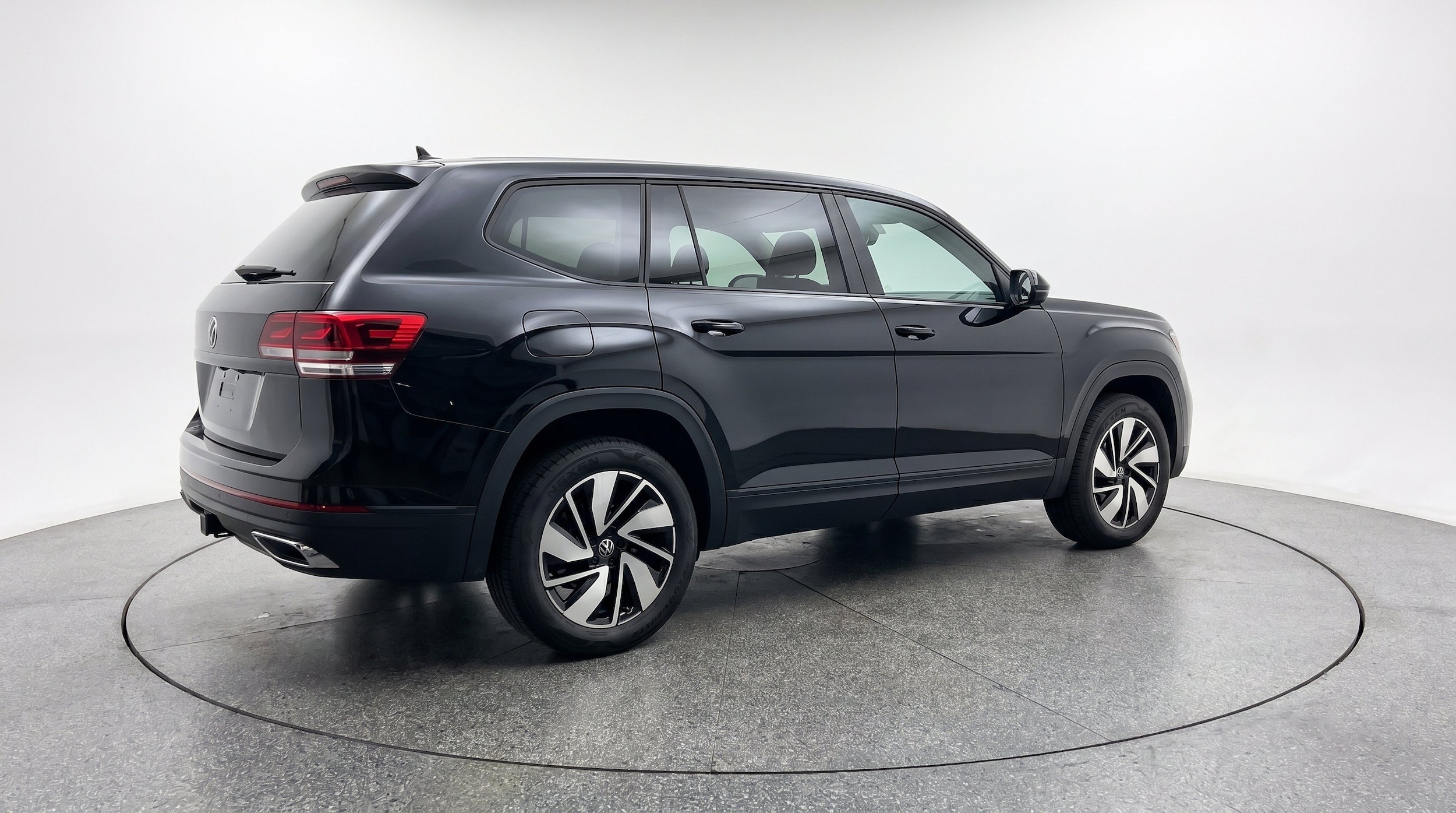 Thumbnail: 2026 Volkswagen Atlas - 9