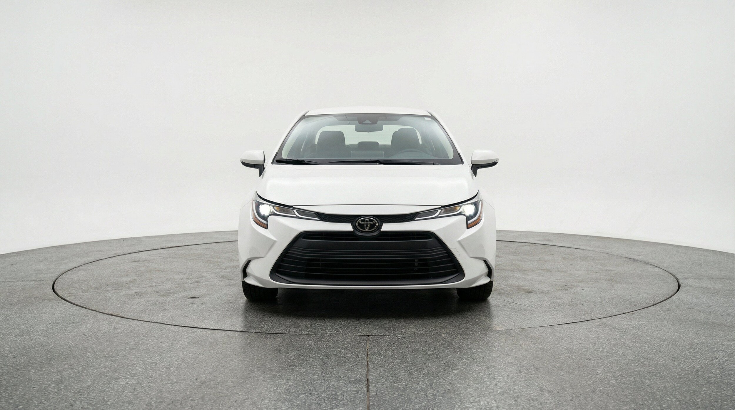 Thumbnail: 2025 Toyota Corolla - 2