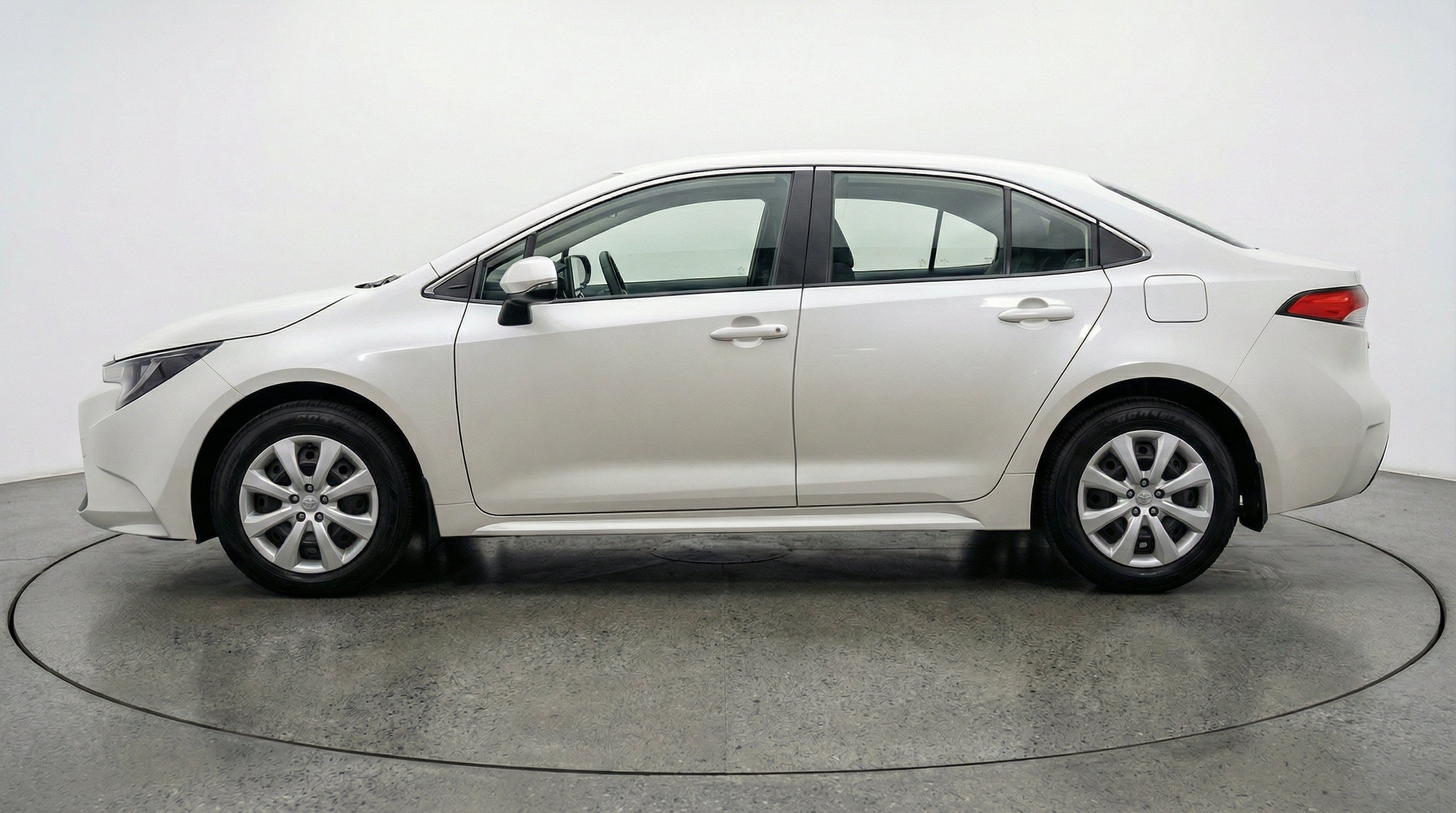 Thumbnail: 2025 Toyota Corolla - 5