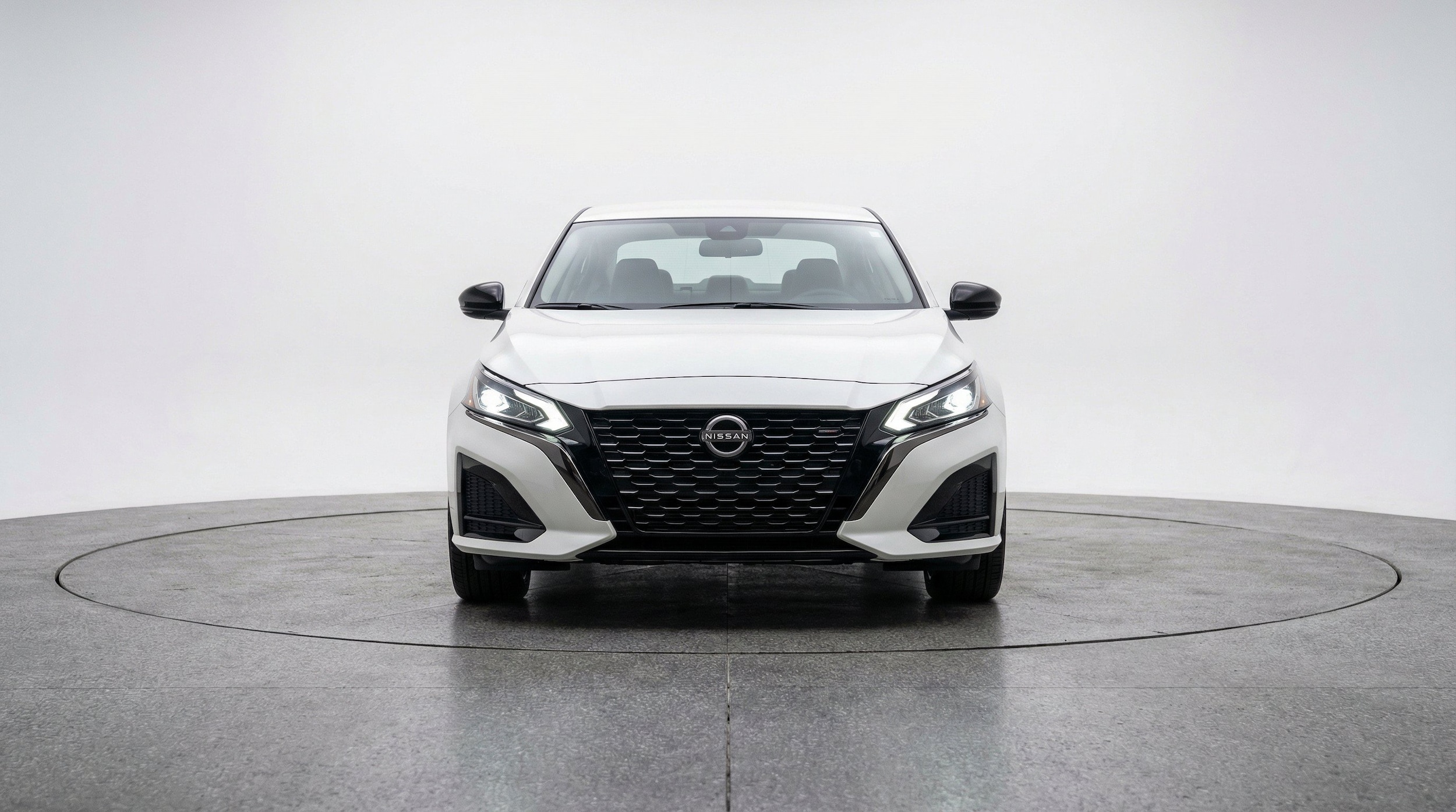 Thumbnail: 2025 Nissan Altima - 2