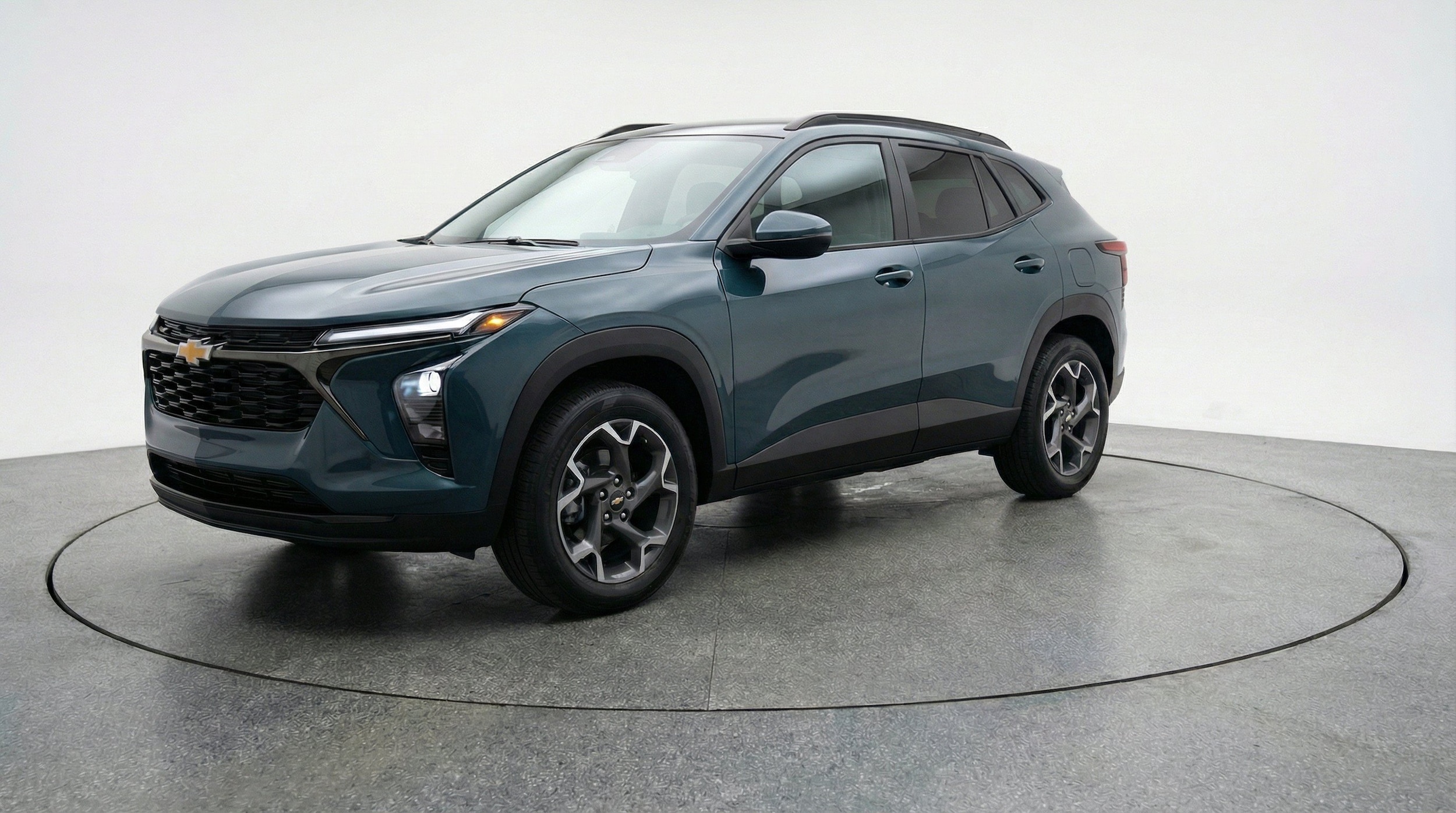 Thumbnail: 2025 Chevrolet Trax - 3
