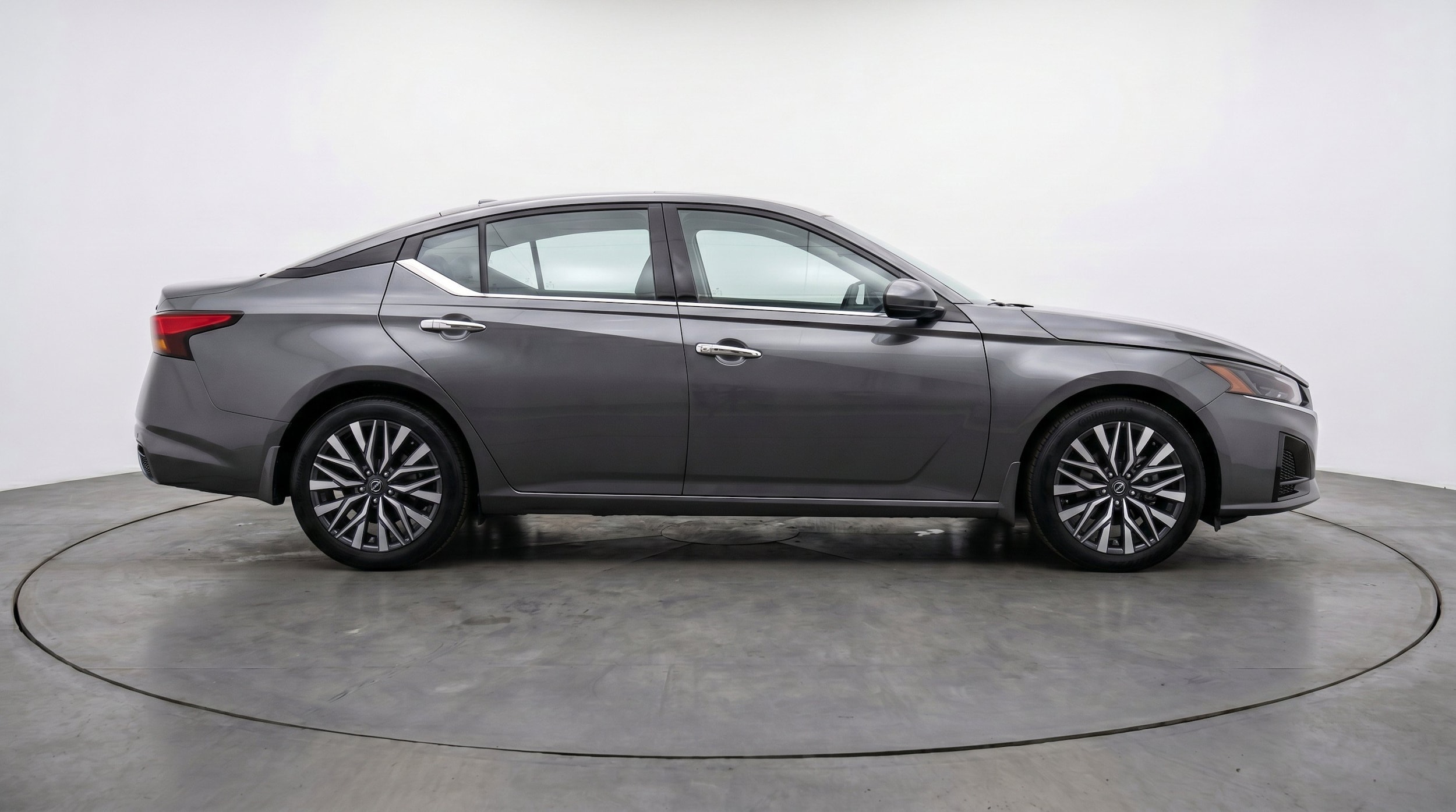 Thumbnail: 2025 Nissan Altima - 10