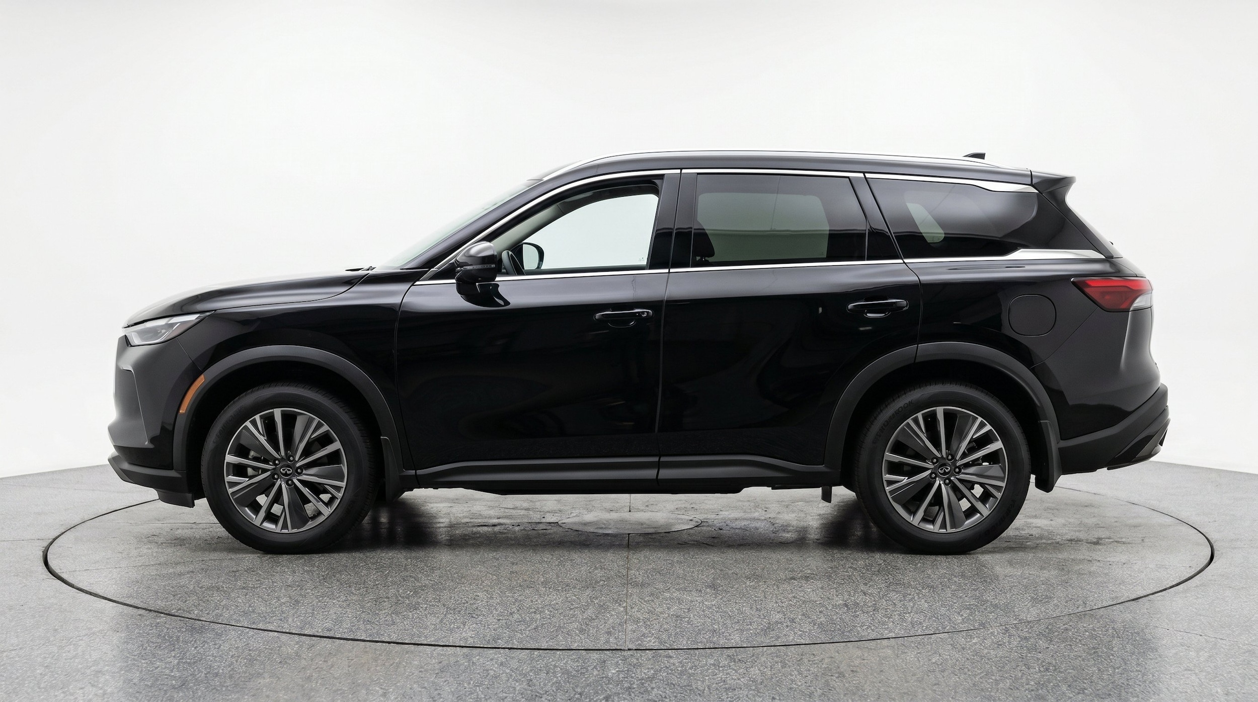 Thumbnail: 2026 INFINITI QX60 - 5