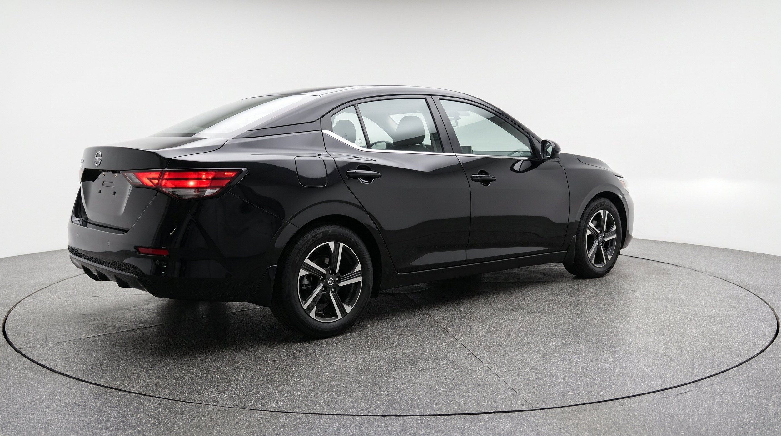 Thumbnail: 2025 Nissan Sentra - 9