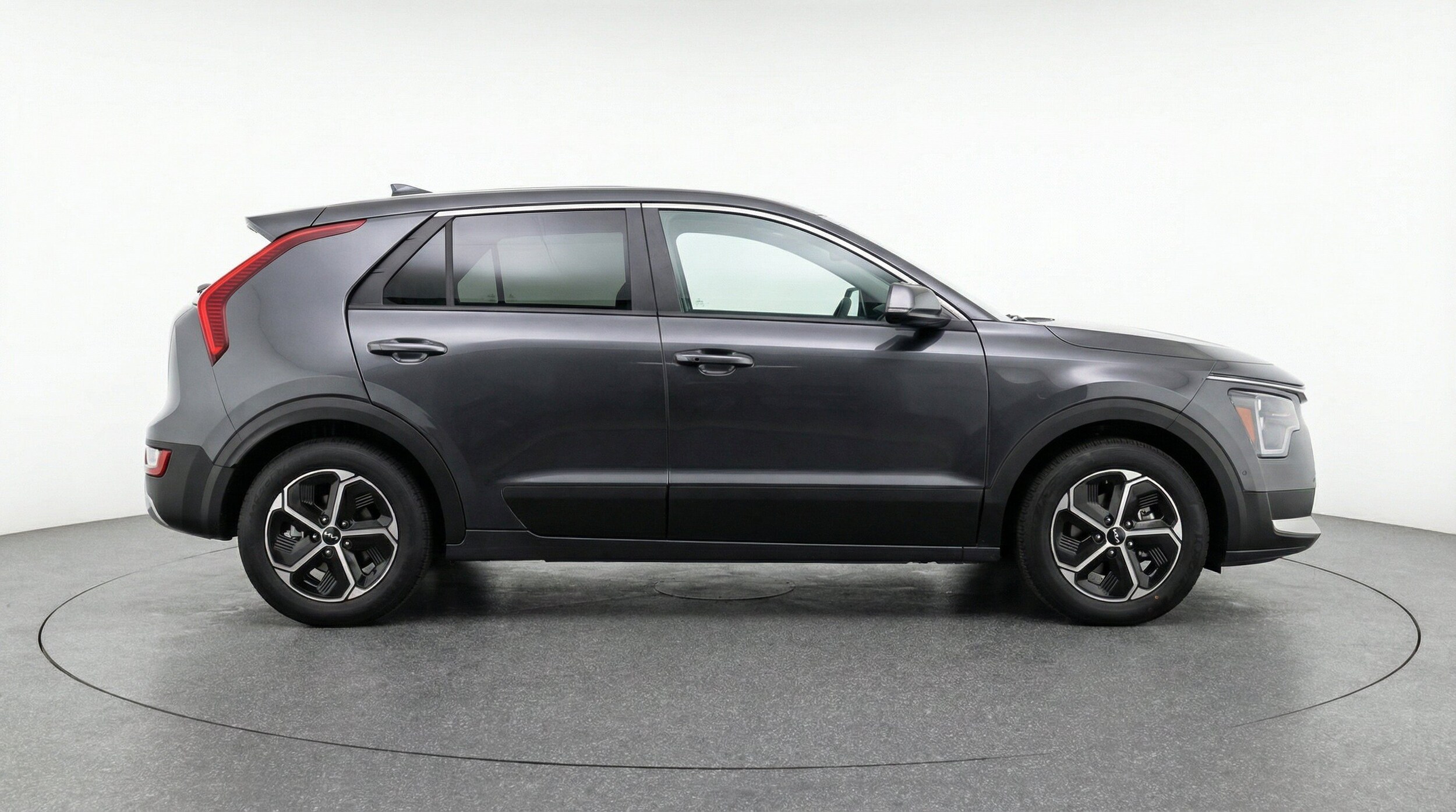 Thumbnail: 2026 Kia Niro - 11