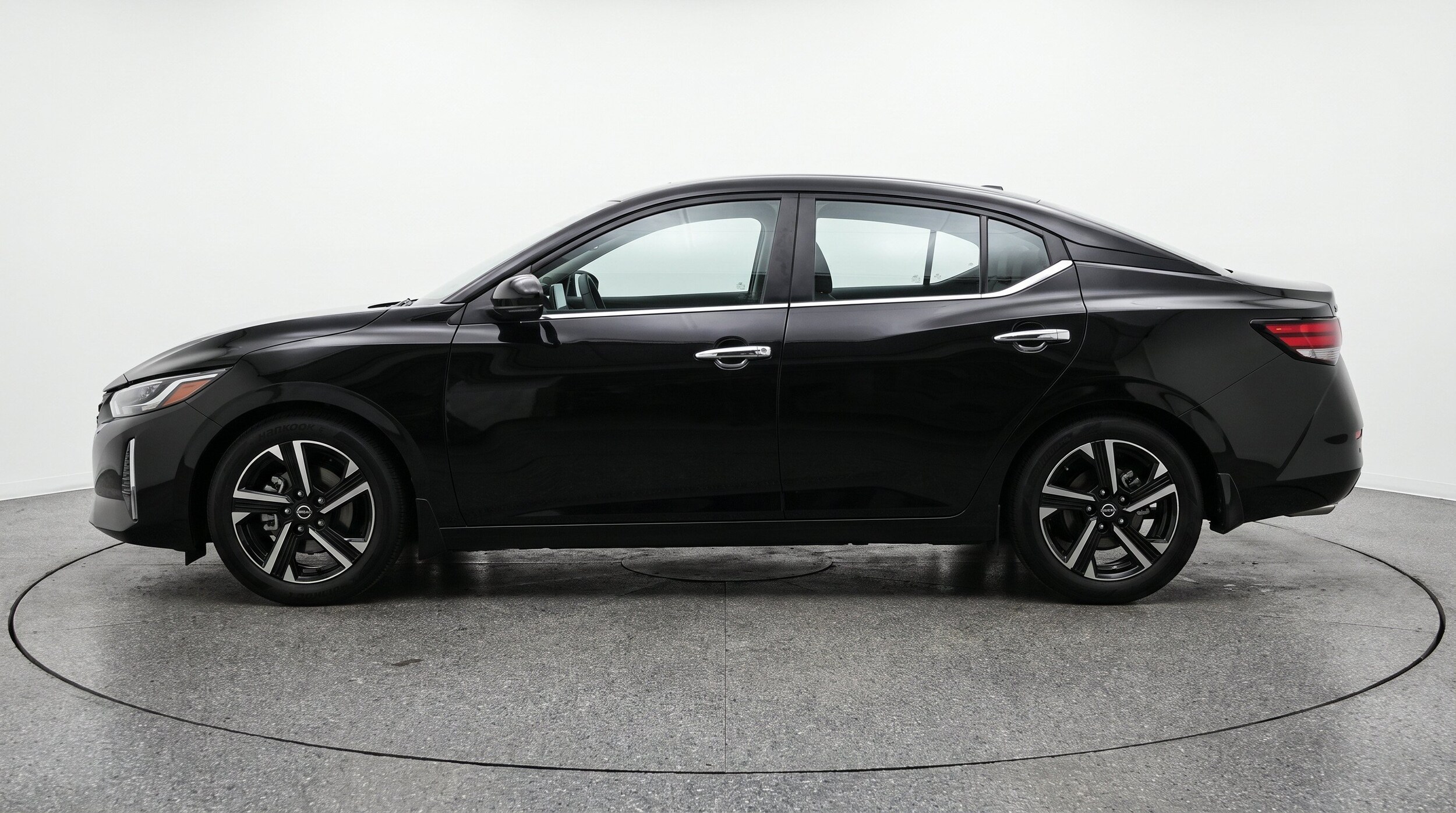 Thumbnail: 2025 Nissan Sentra - 5