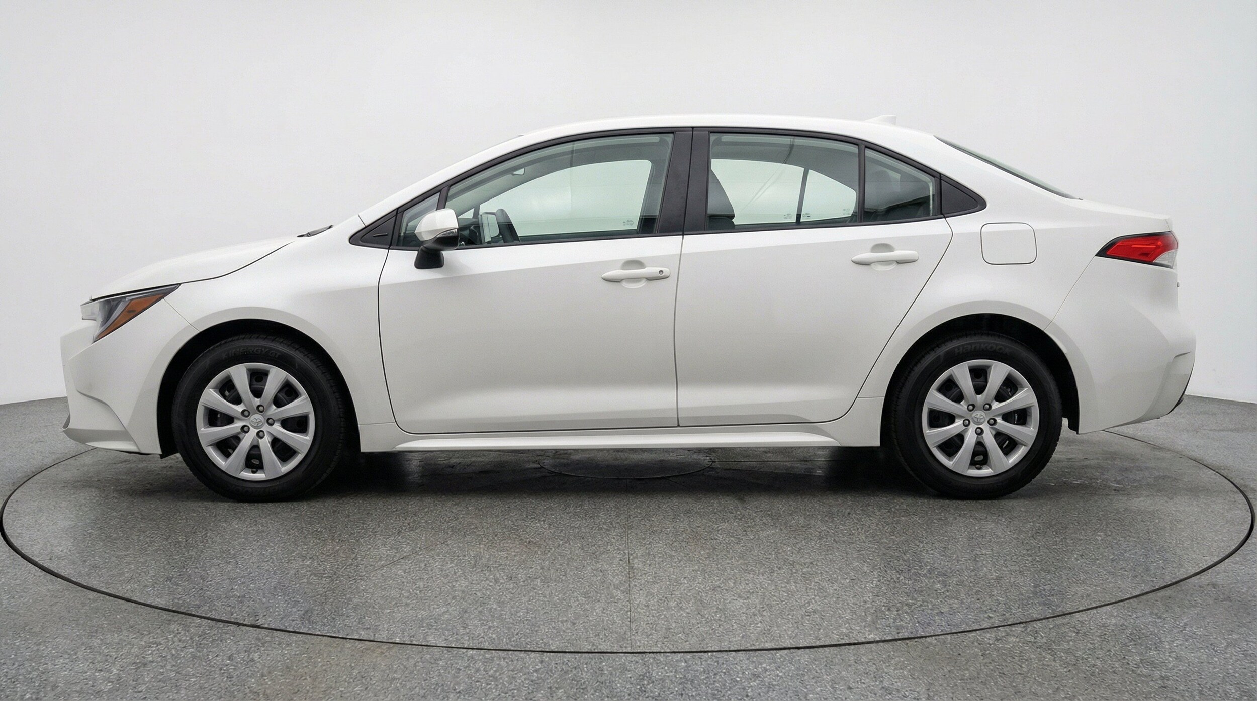 Thumbnail: 2025 Toyota Corolla - 5