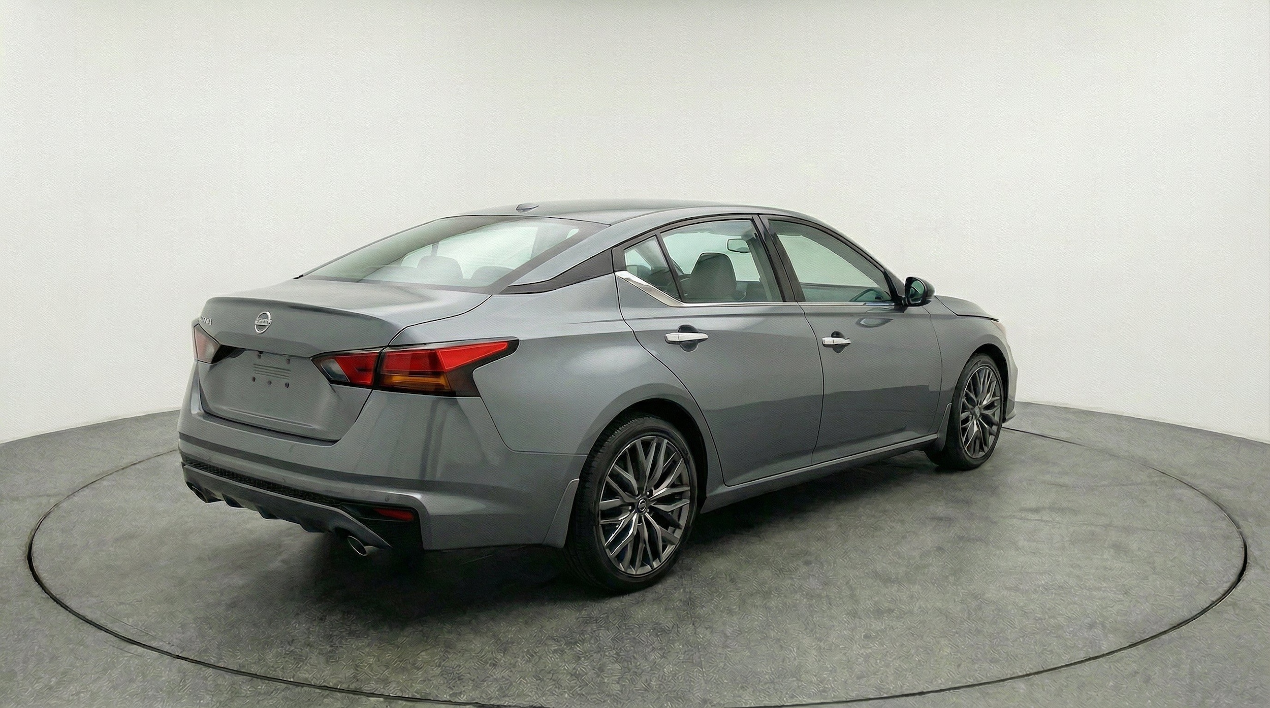 Thumbnail: 2025 Nissan Altima - 9