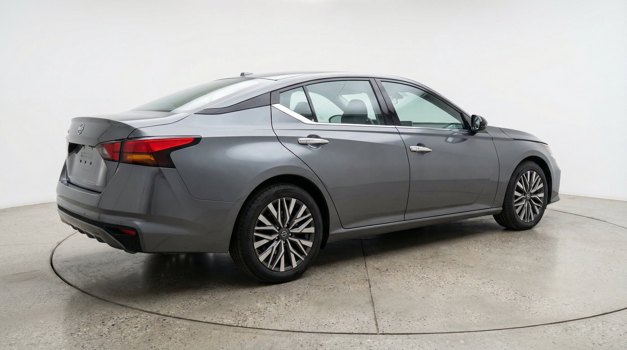 Thumbnail: 2025 Nissan Altima - 9