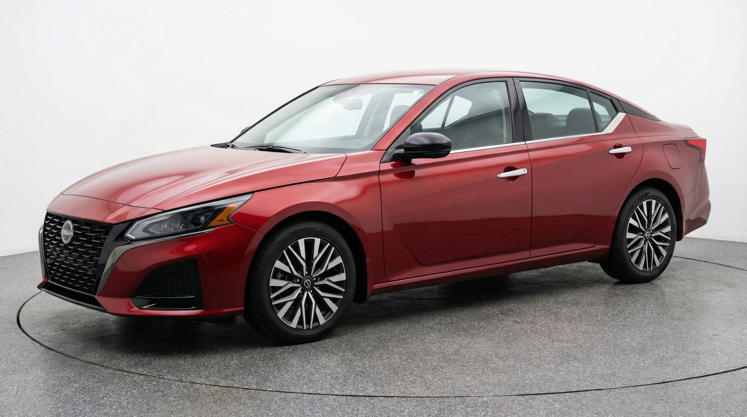 Thumbnail: 2025 Nissan Altima - 3