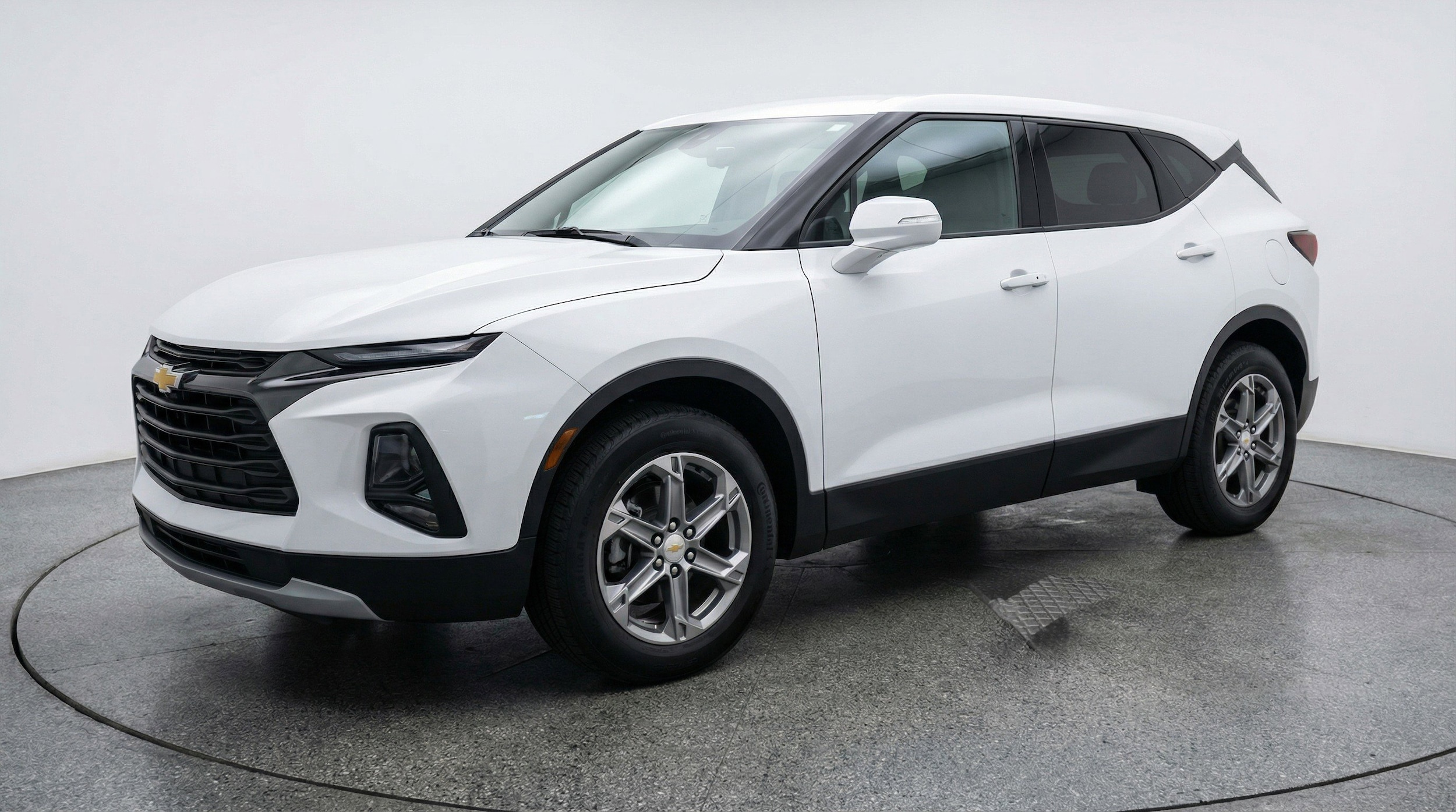 Thumbnail: 2025 Chevrolet Blazer - 3